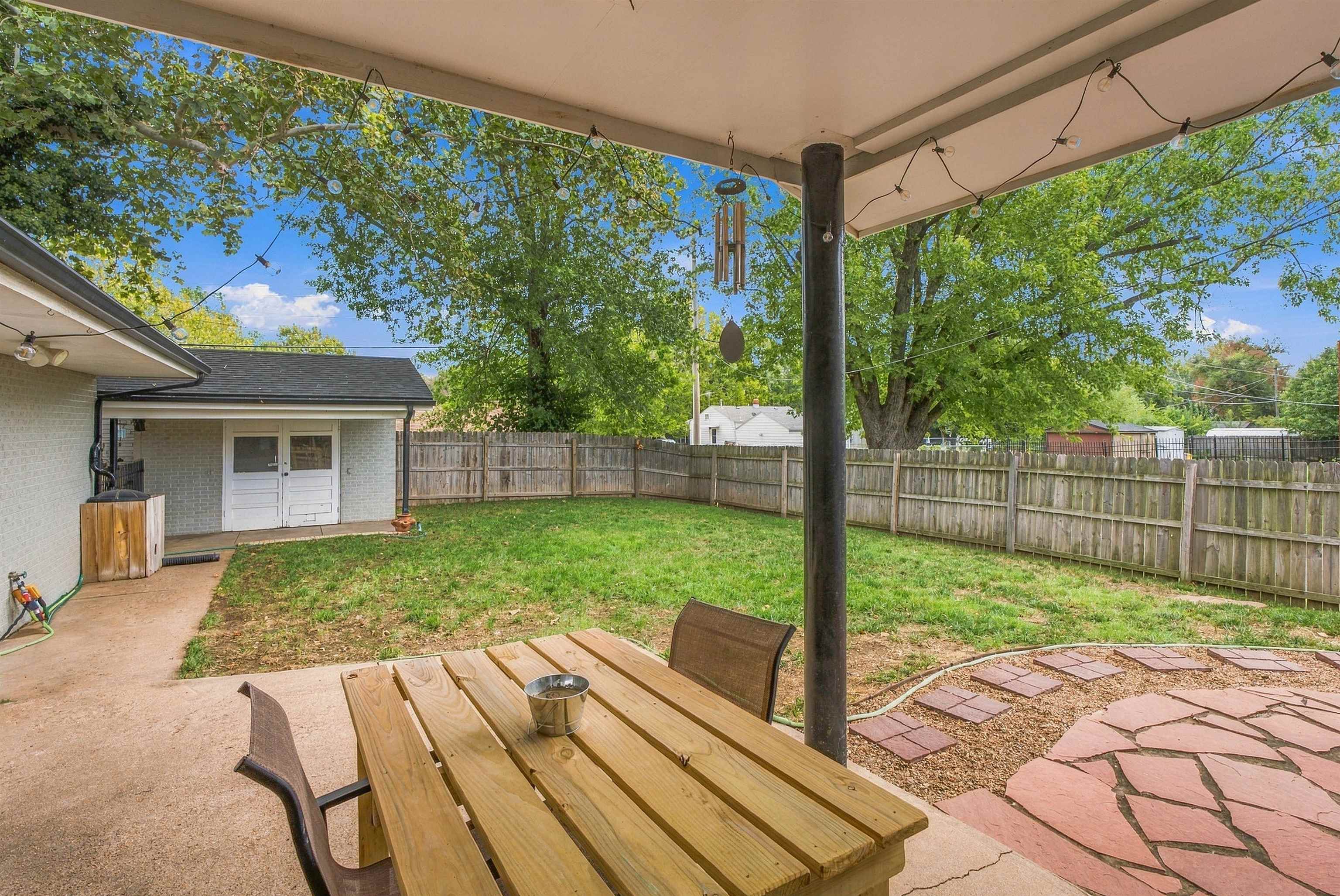 2256 S Fountain St. Property Photo 25