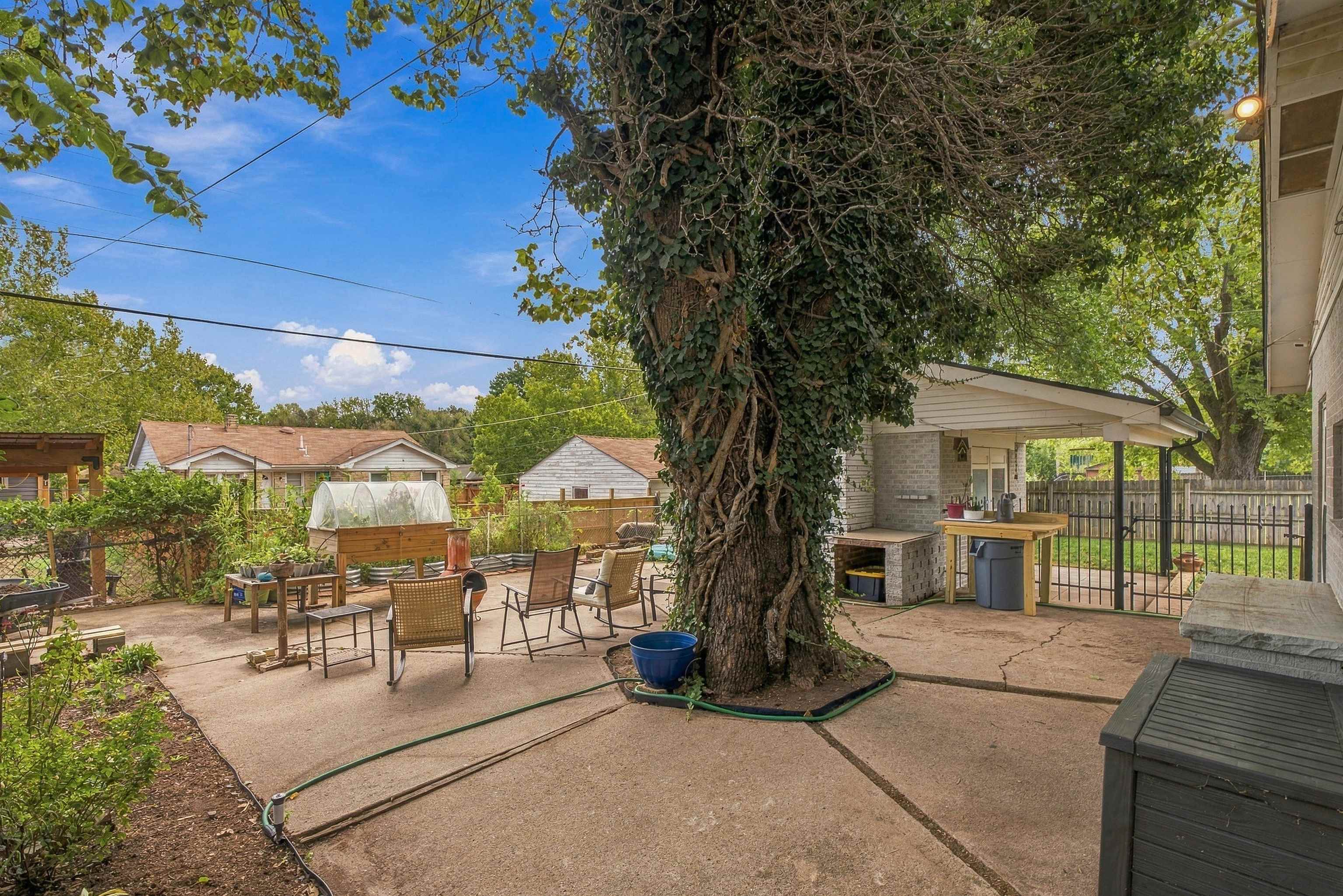 2256 S Fountain St. Property Photo 31
