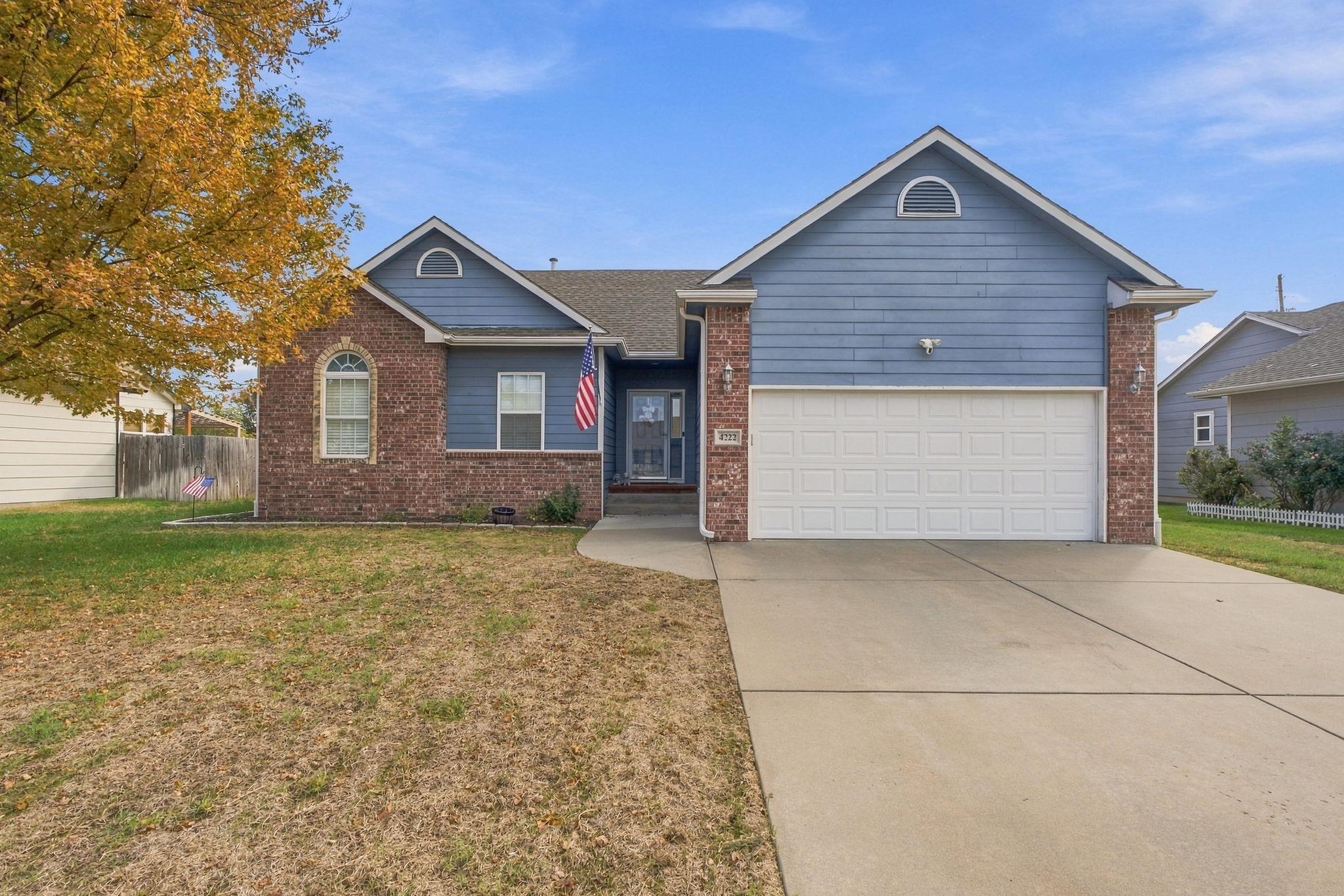 4222 N Dellrose Property Photo 1