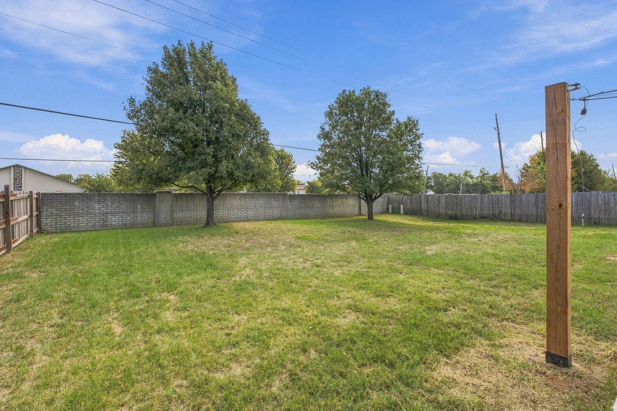 4222 N Dellrose Property Photo 27