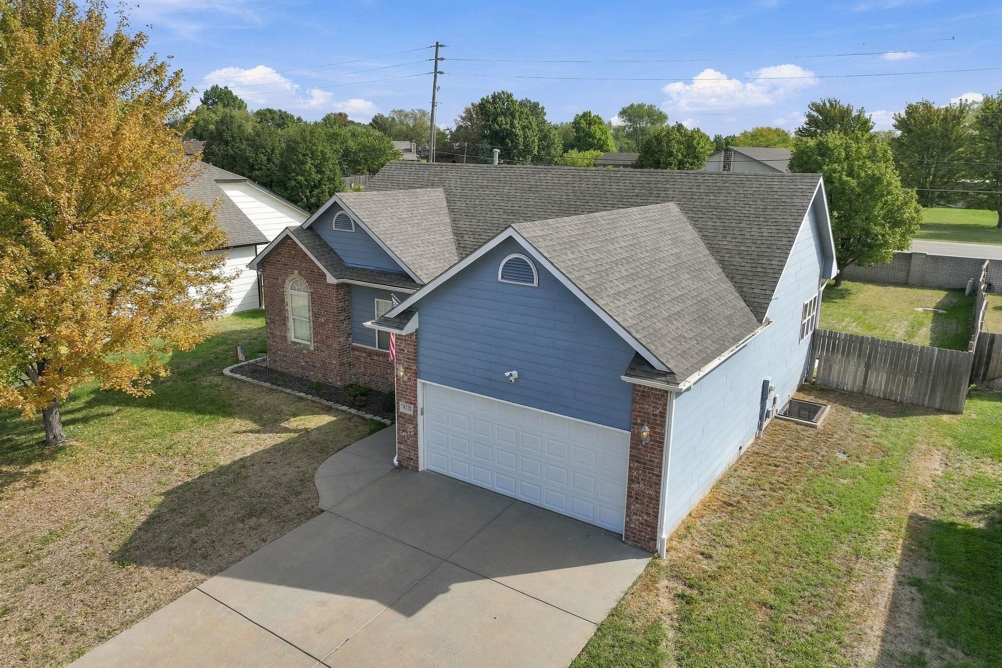 4222 N Dellrose Property Photo 32