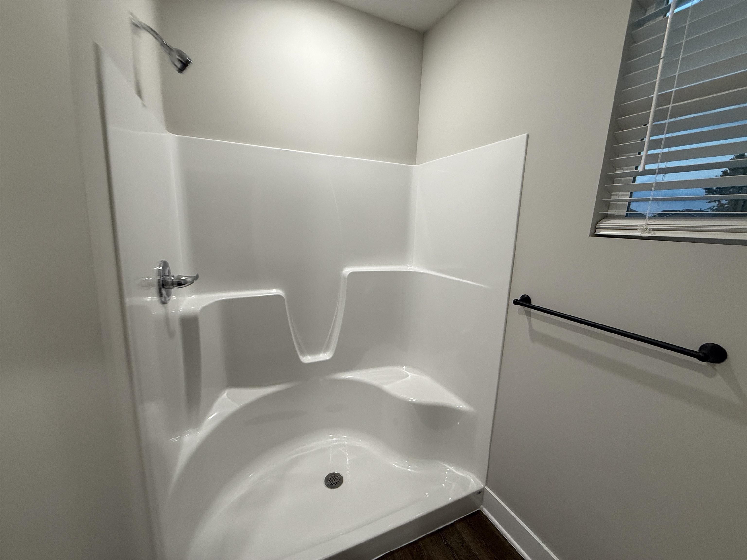 4422 S Mount Carmel Property Photo 8