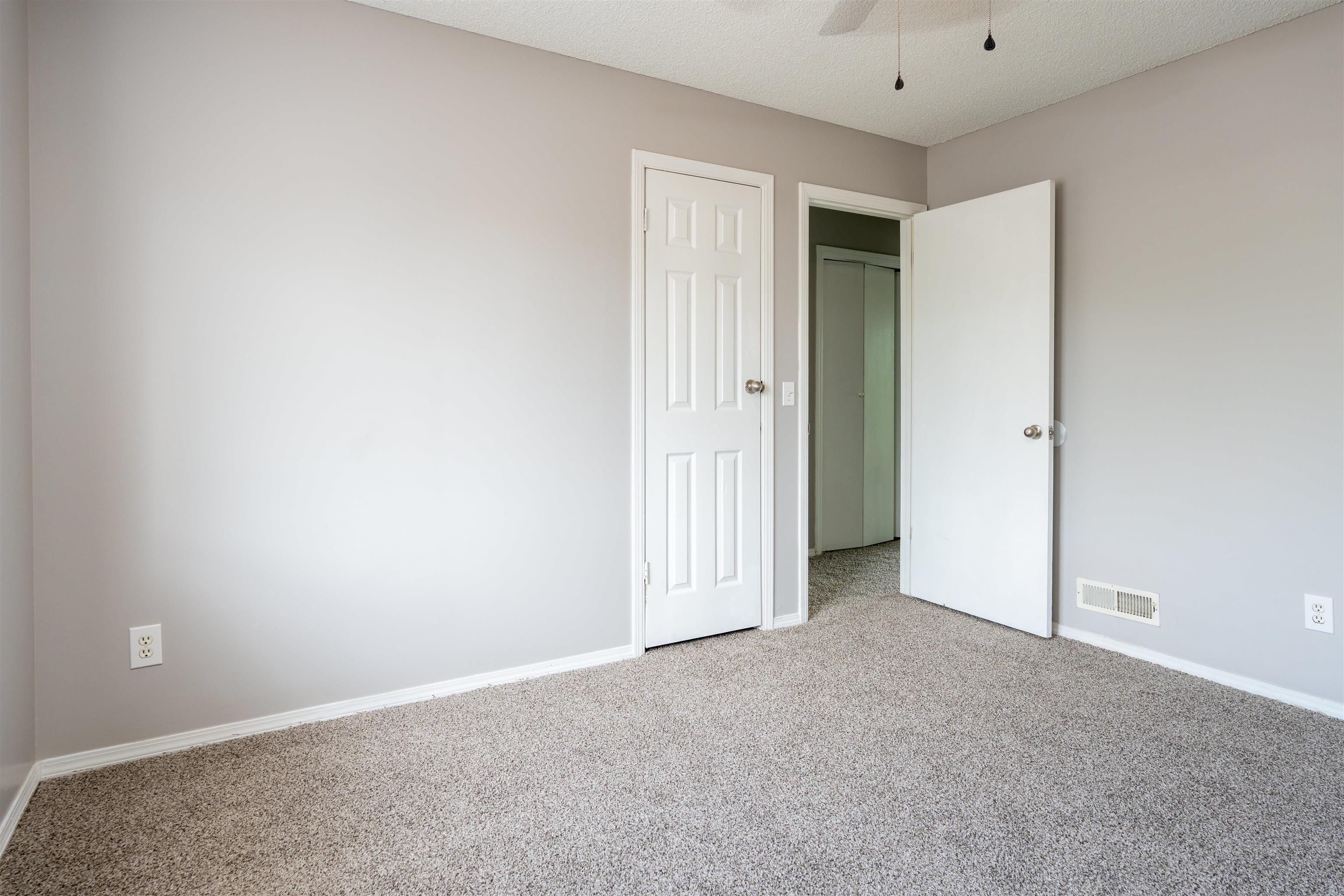 5590 S Gold St, Unit 300 Property Photo 18