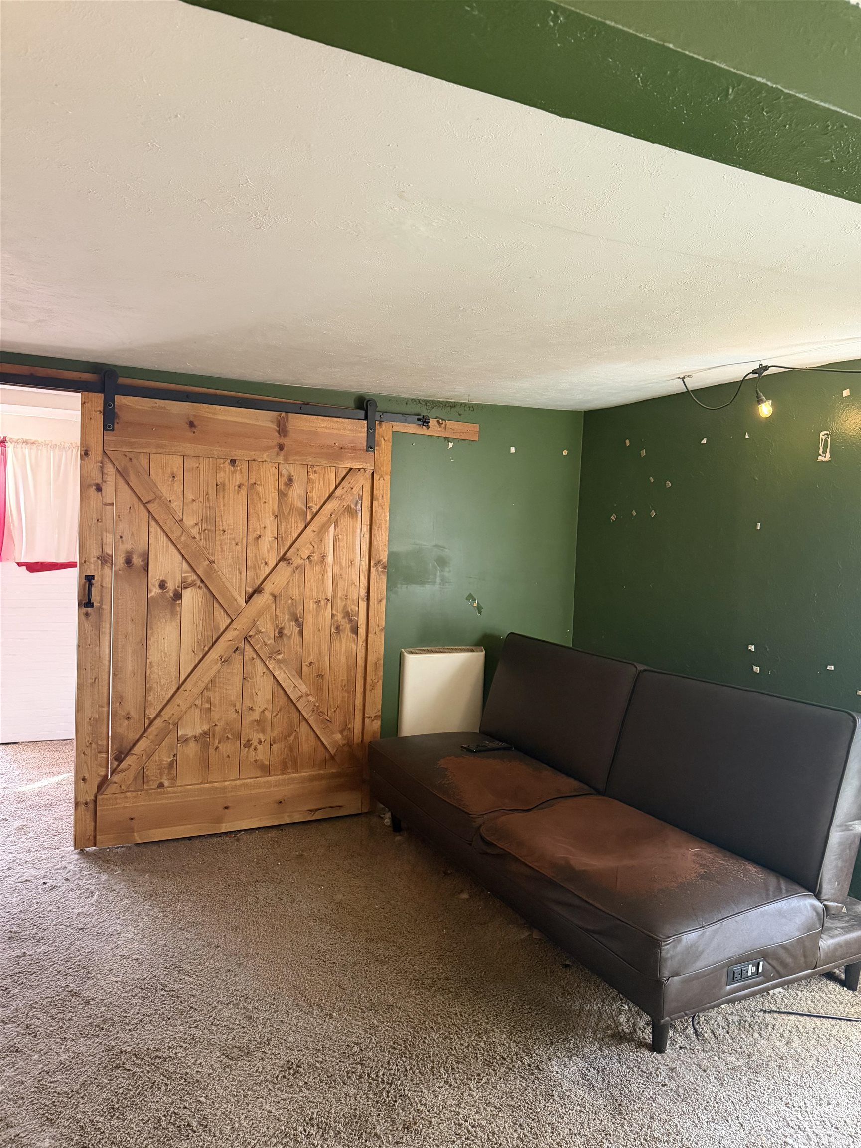 108 W Summit Property Photo 6
