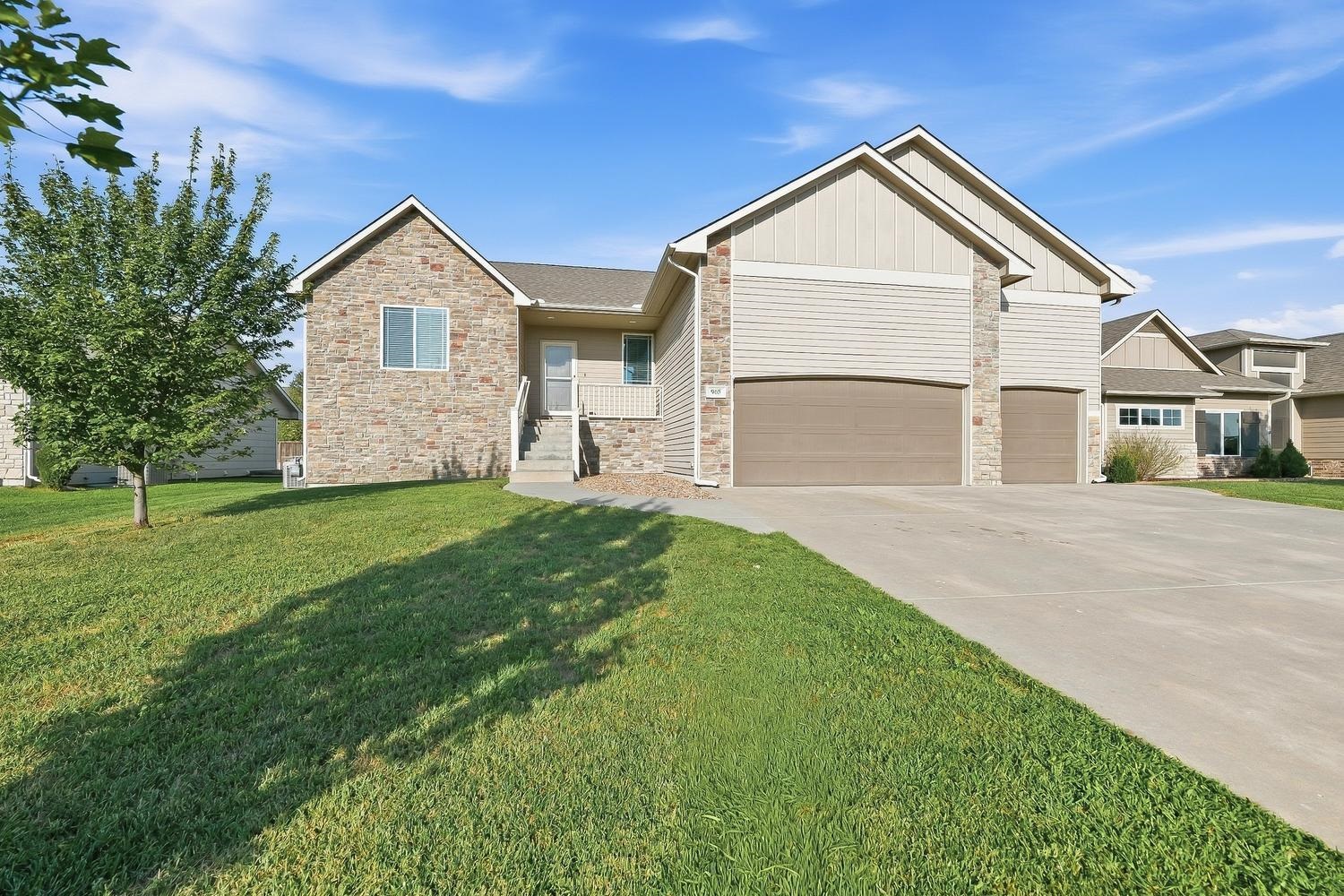 965 N Cedar Brook Circle Property Photo 1