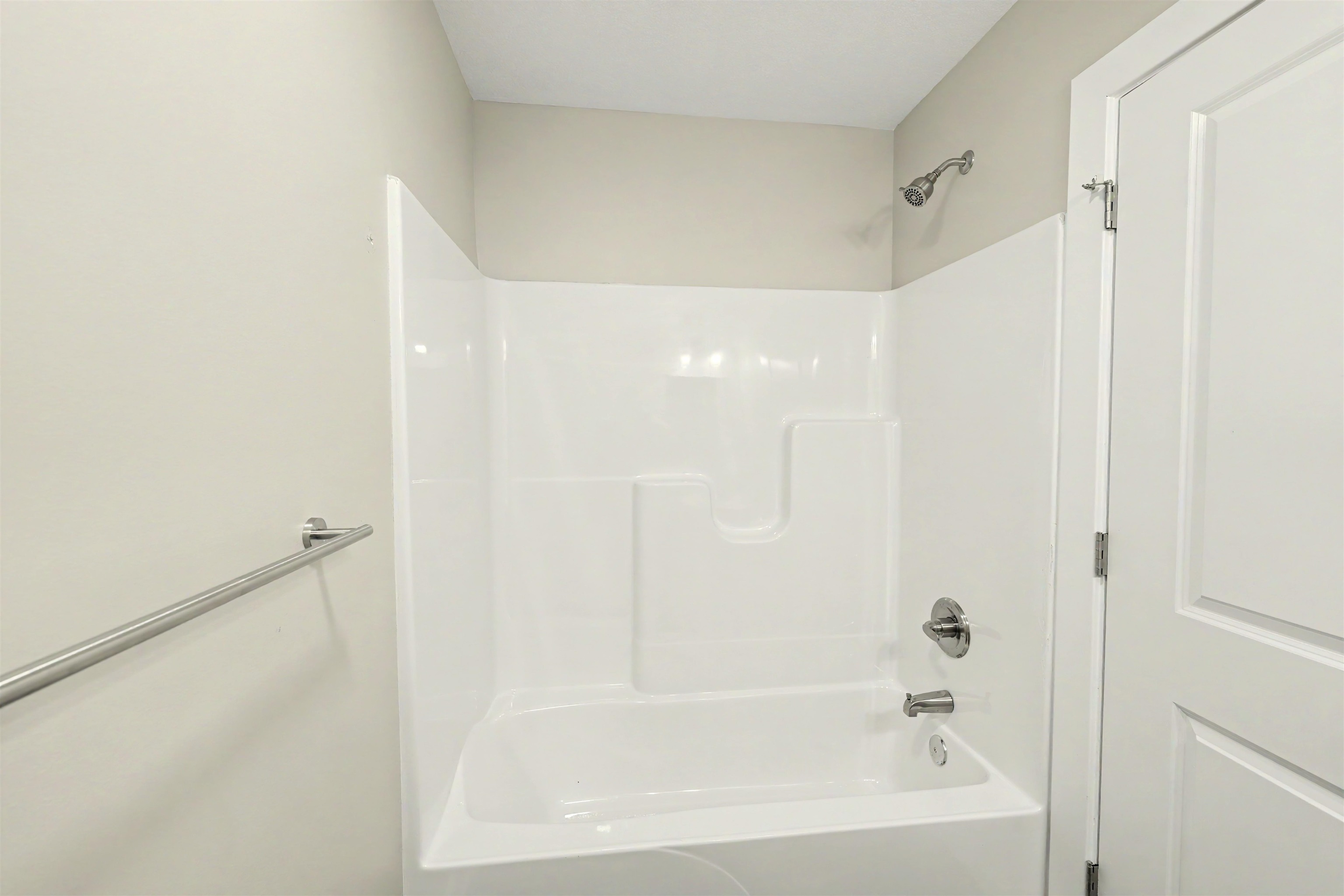 2717 Amelia Lane Property Photo 16