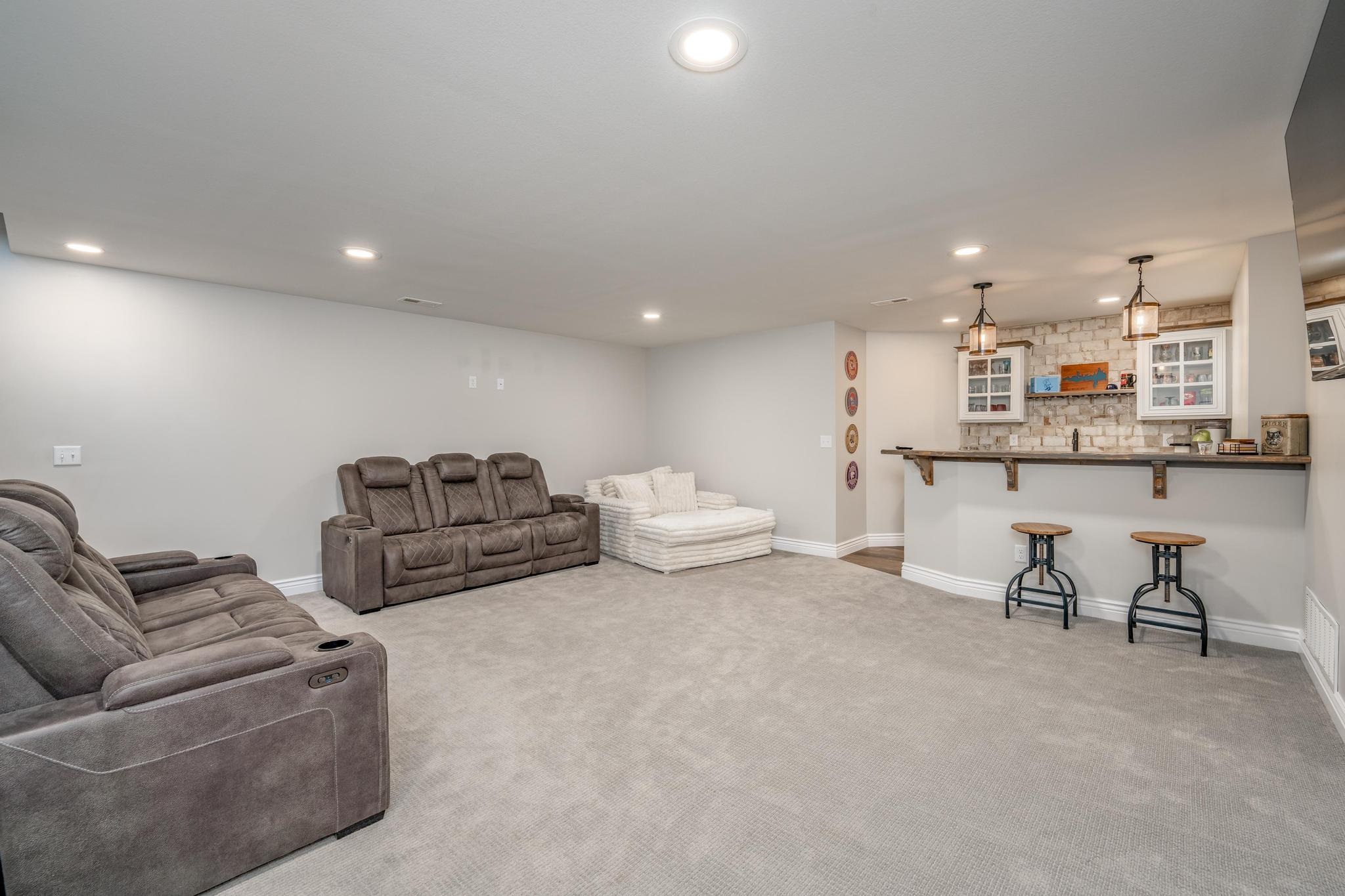13207 E Gilbert Ct Property Photo 22