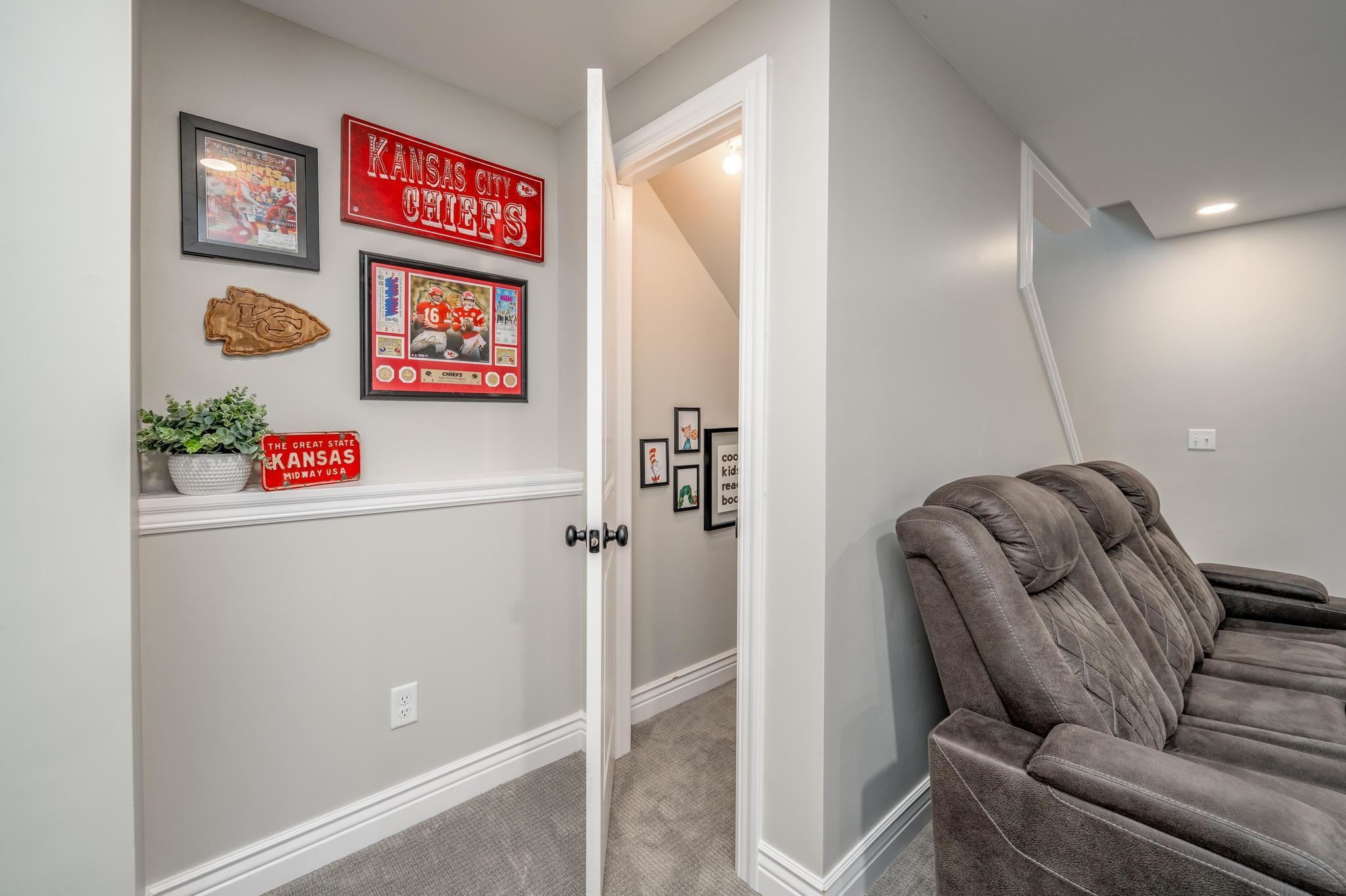 13207 E Gilbert Ct Property Photo 24