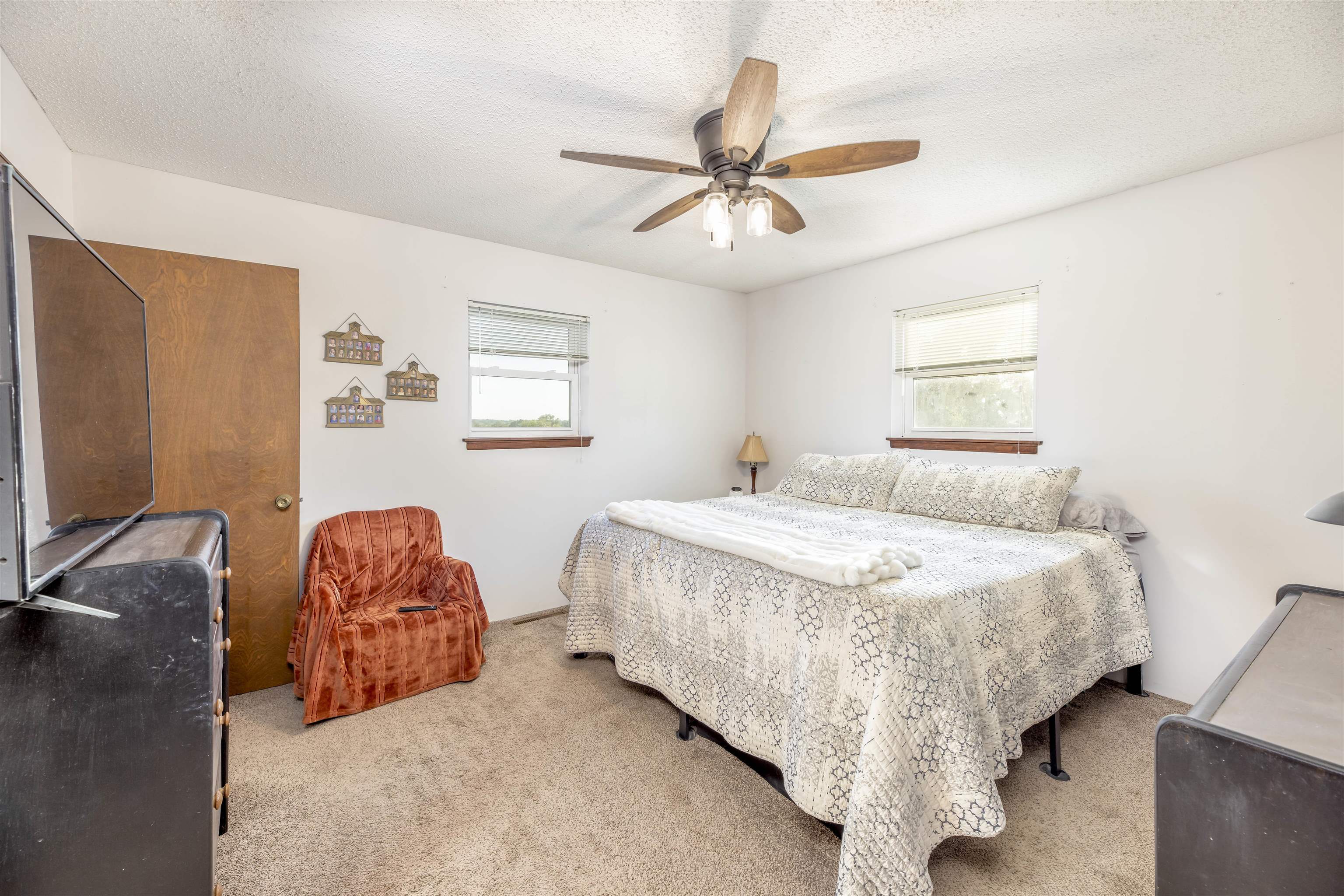 500 N Plum Property Photo 10