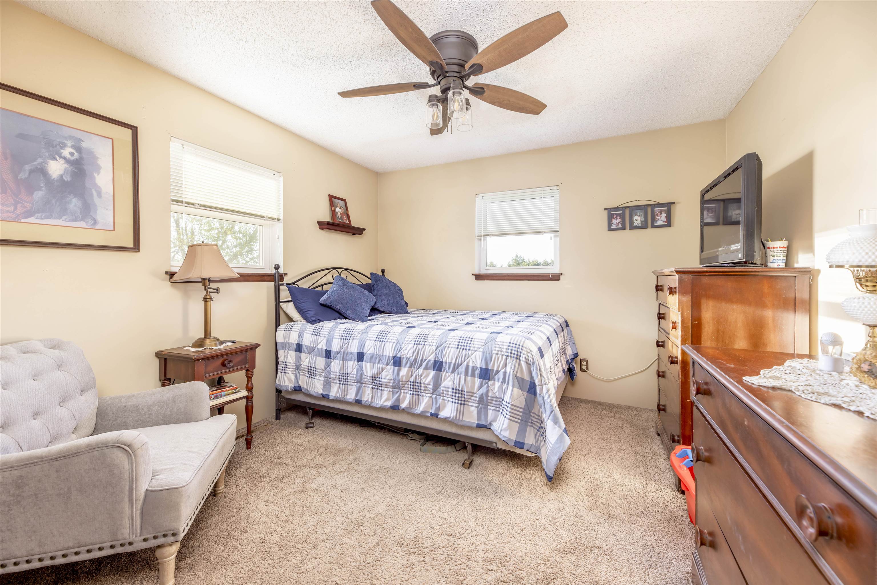 500 N Plum Property Photo 14