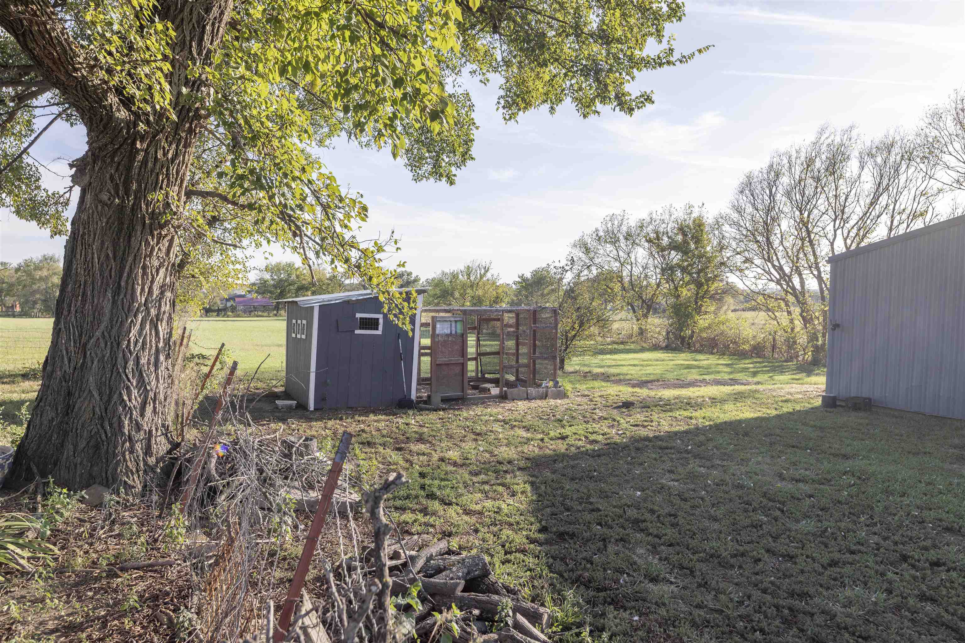 500 N Plum Property Photo 32
