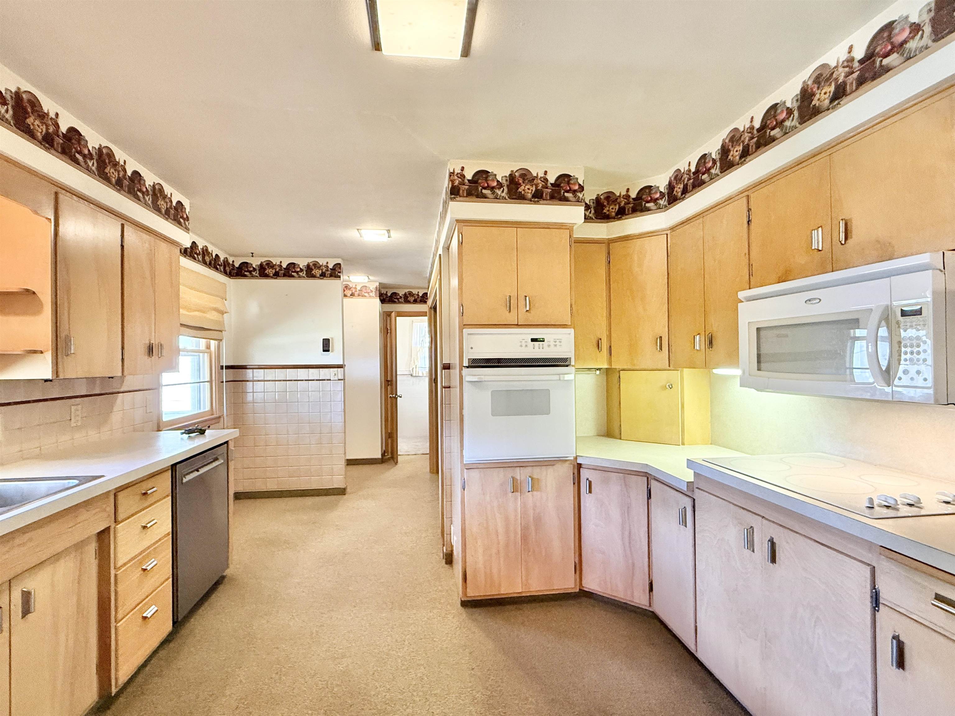 207 S Park Ave Property Photo 12