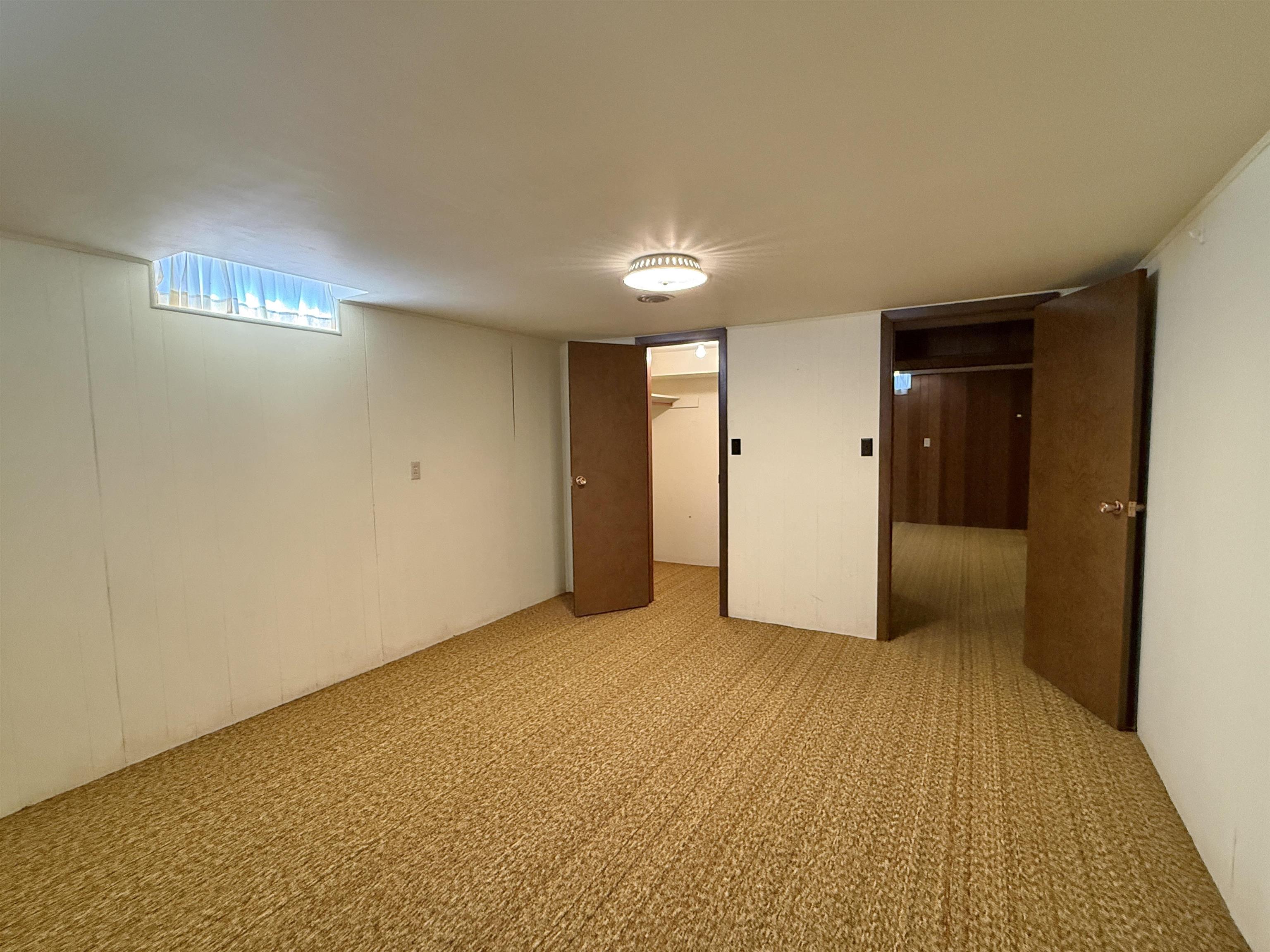 207 S Park Ave Property Photo 31