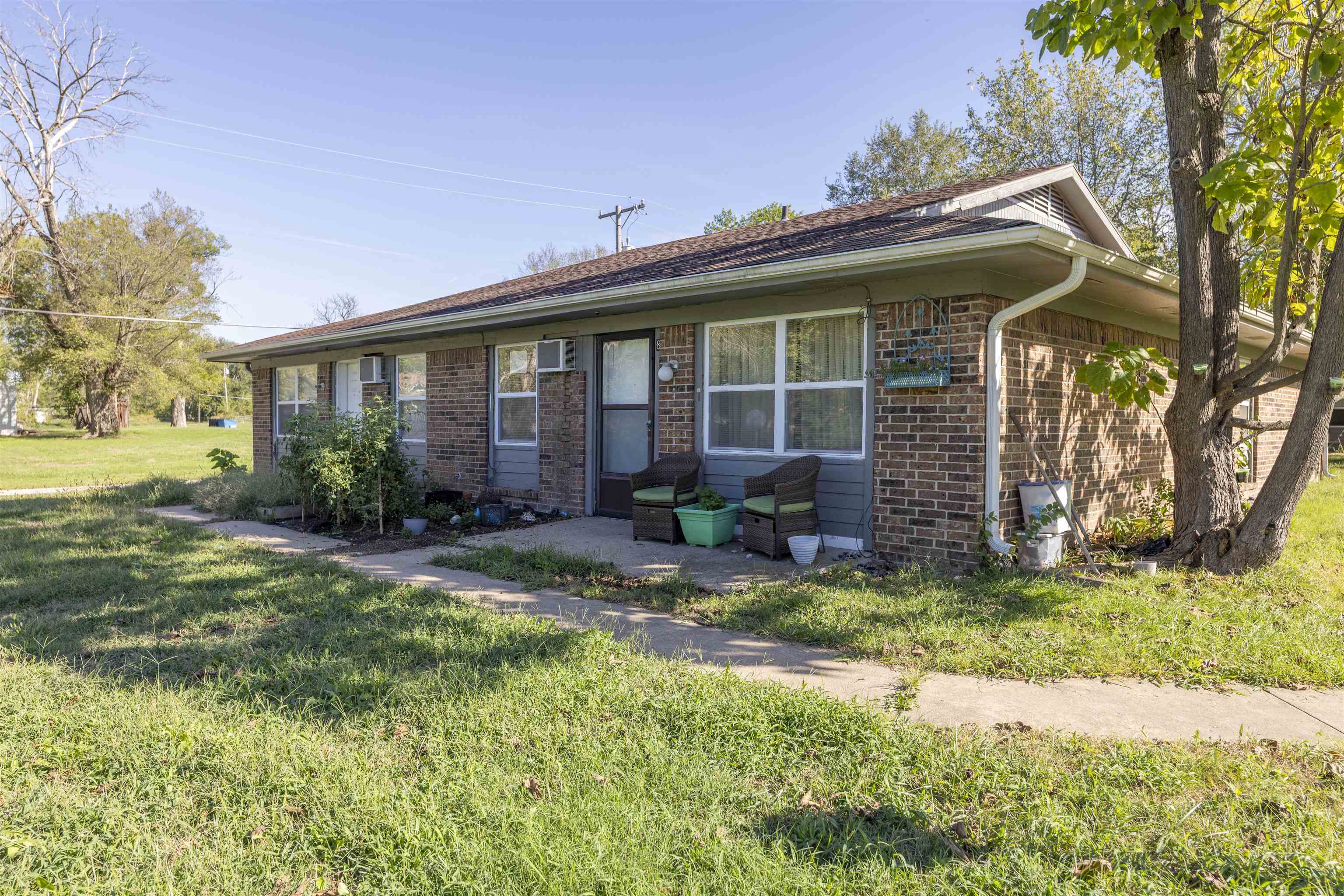 306 Kansas Property Photo 4