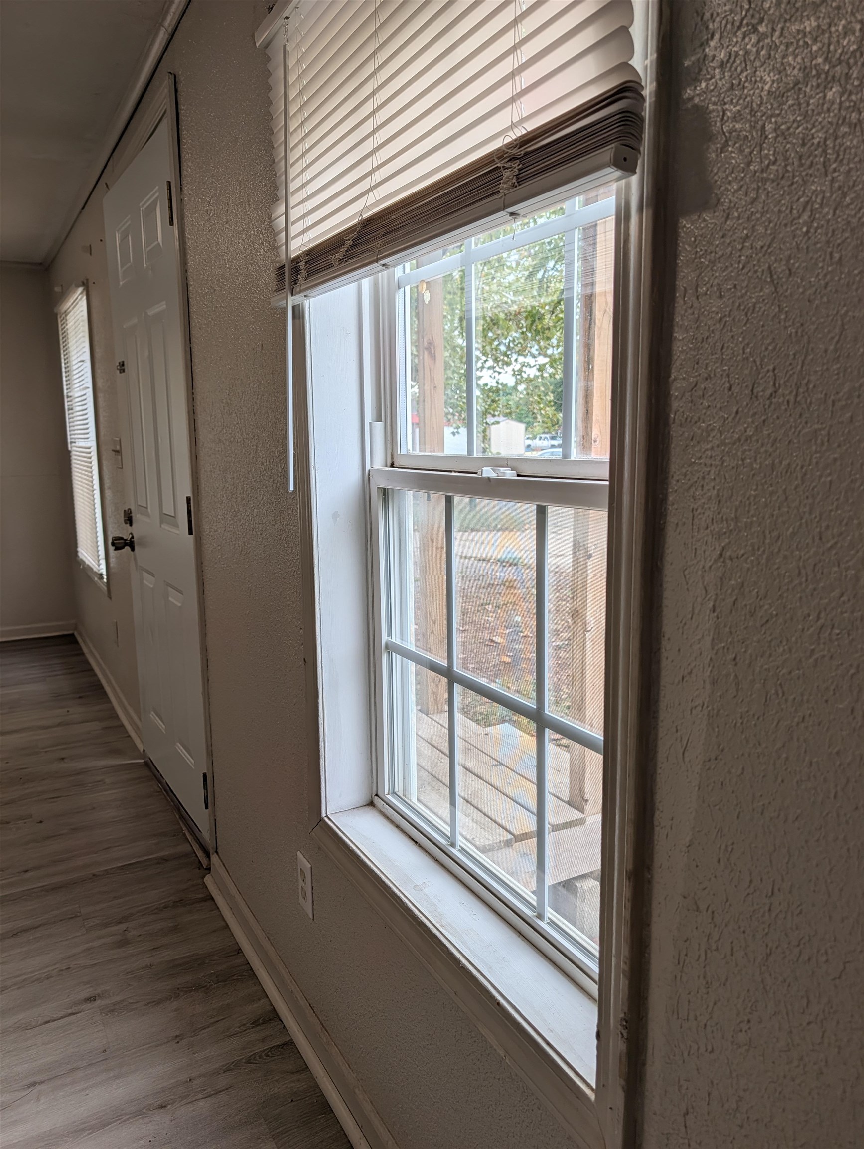 1108 Ellet St Property Photo 7