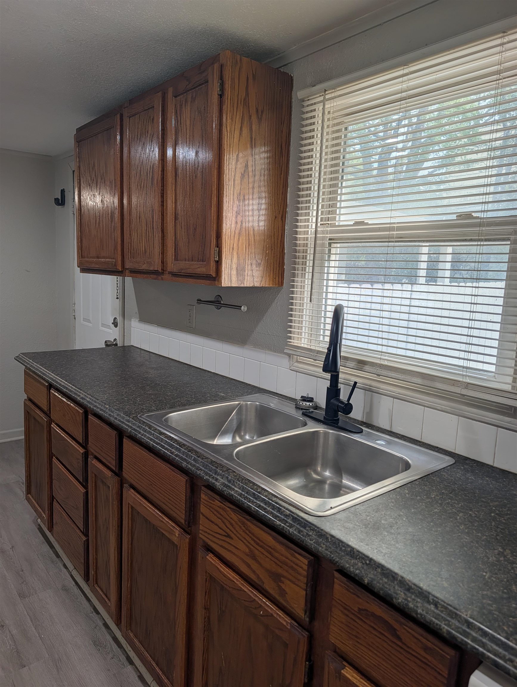 1108 Ellet St Property Photo 14