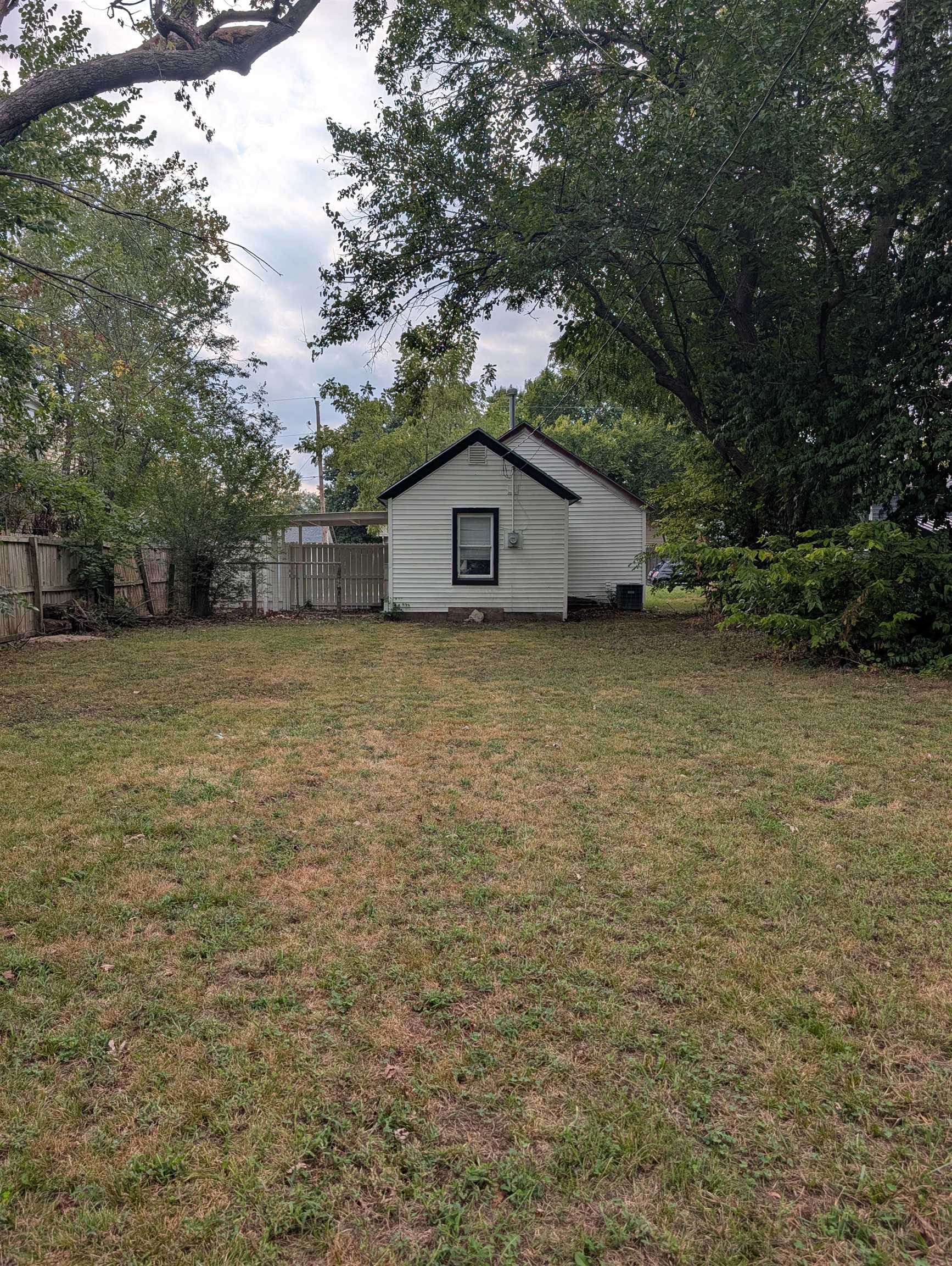 1108 Ellet St Property Photo 29