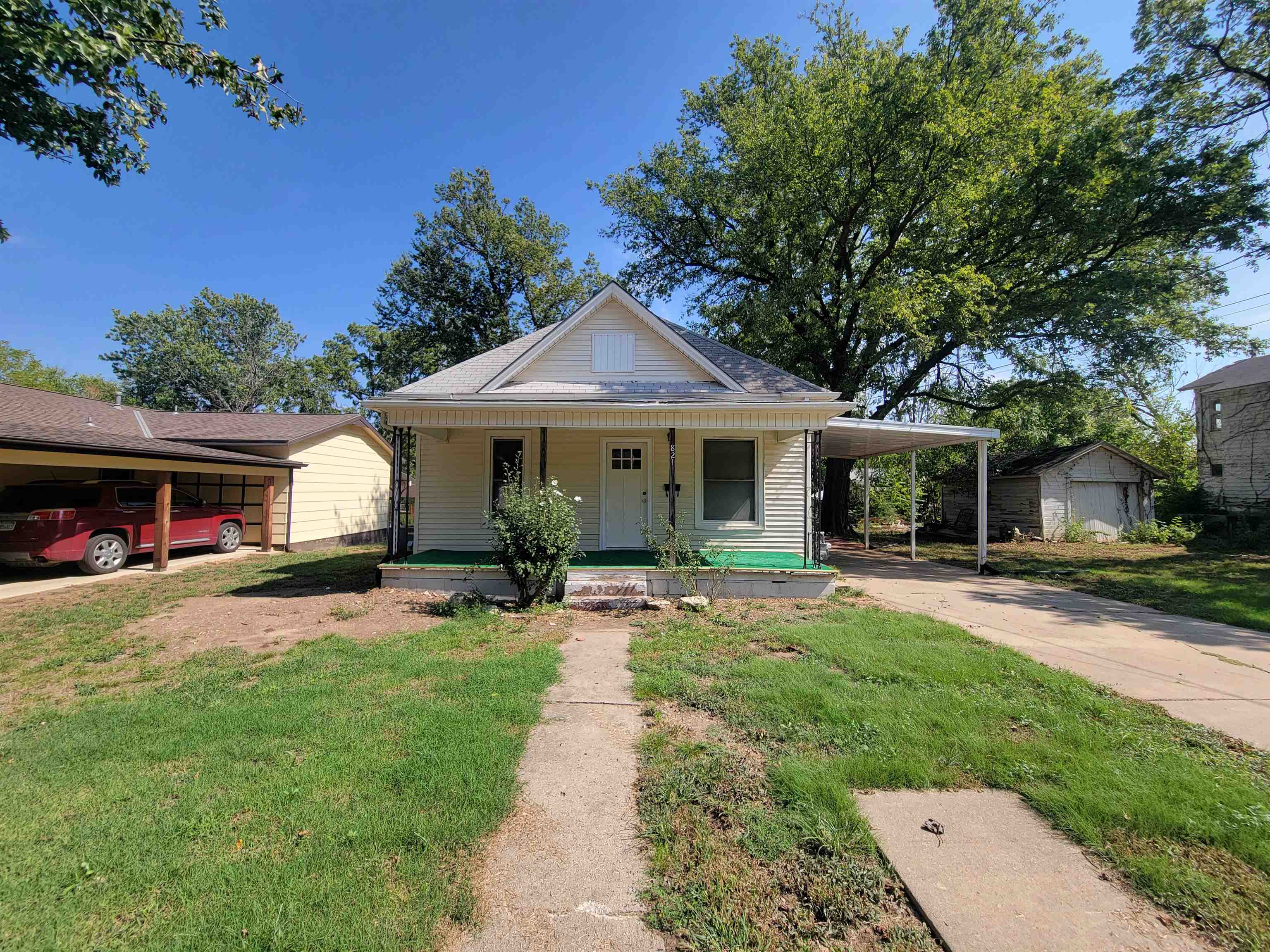 821 S C St Property Photo 4