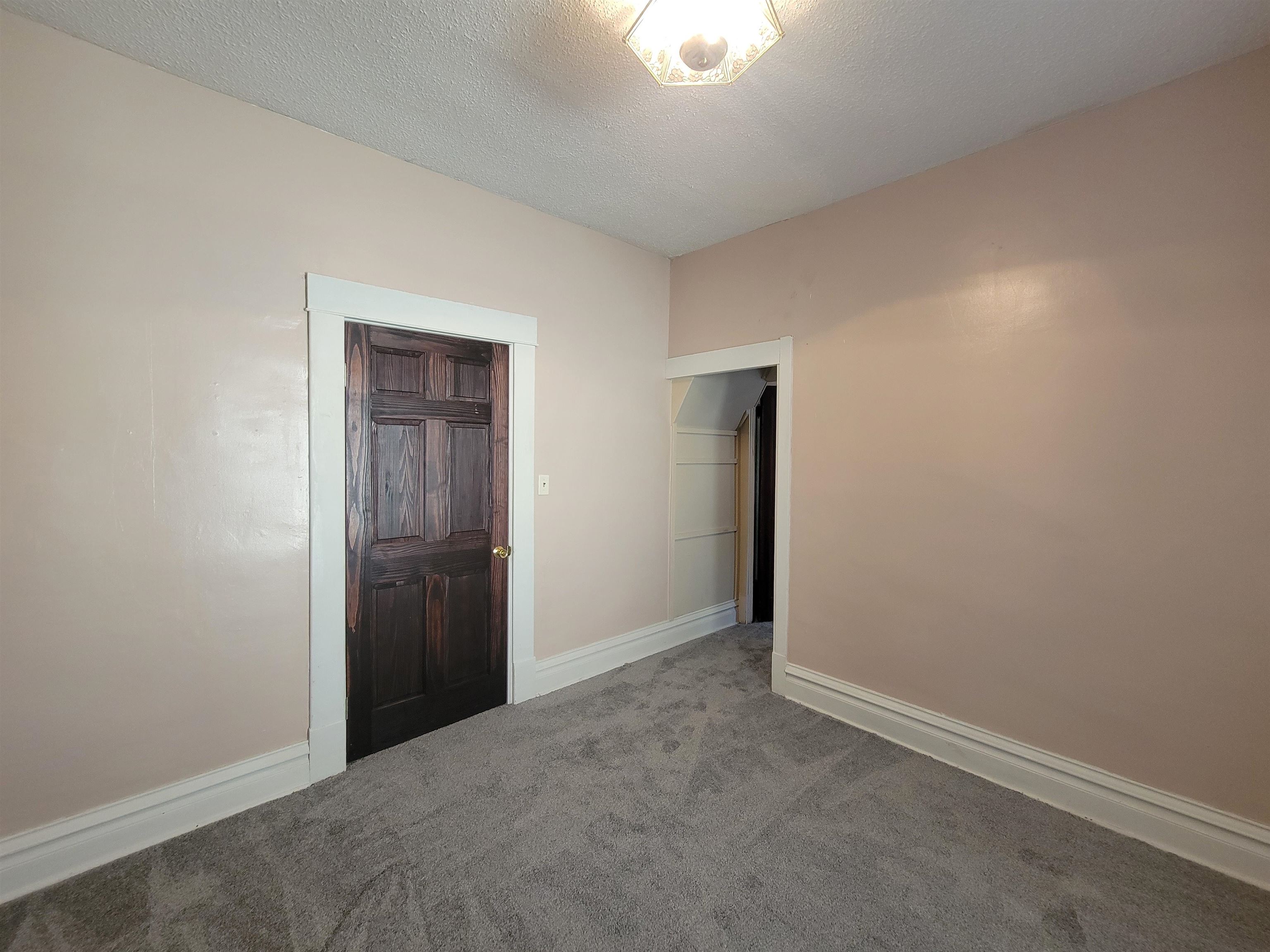 821 S C St Property Photo 11