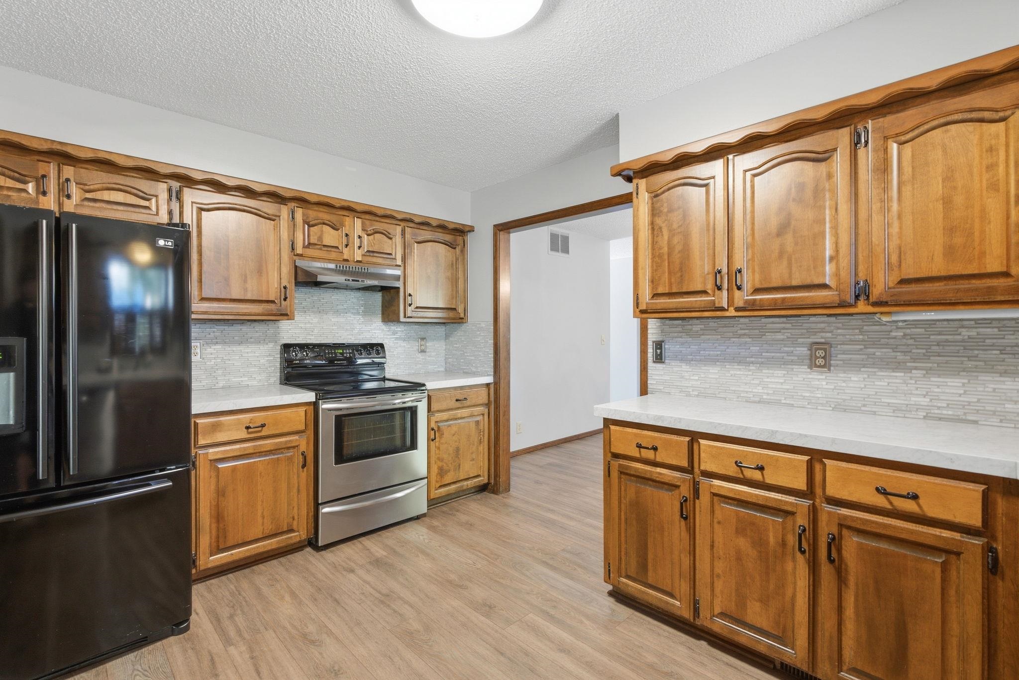 401 N Oak Forest Ln Property Photo 14