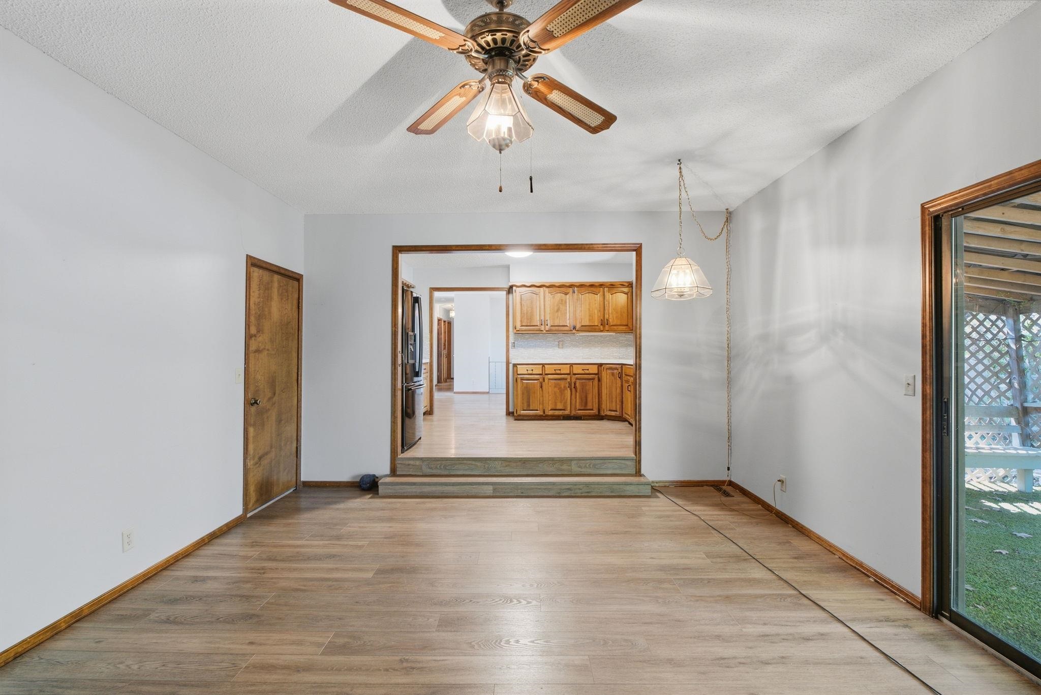 401 N Oak Forest Ln Property Photo 18