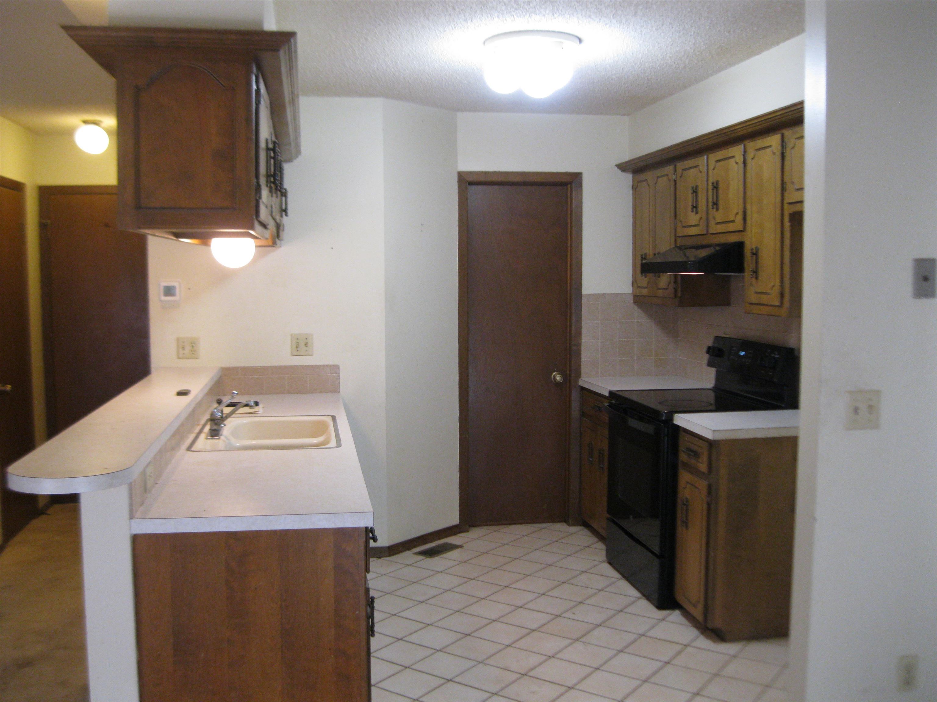 1820 S Griffith Property Photo 8