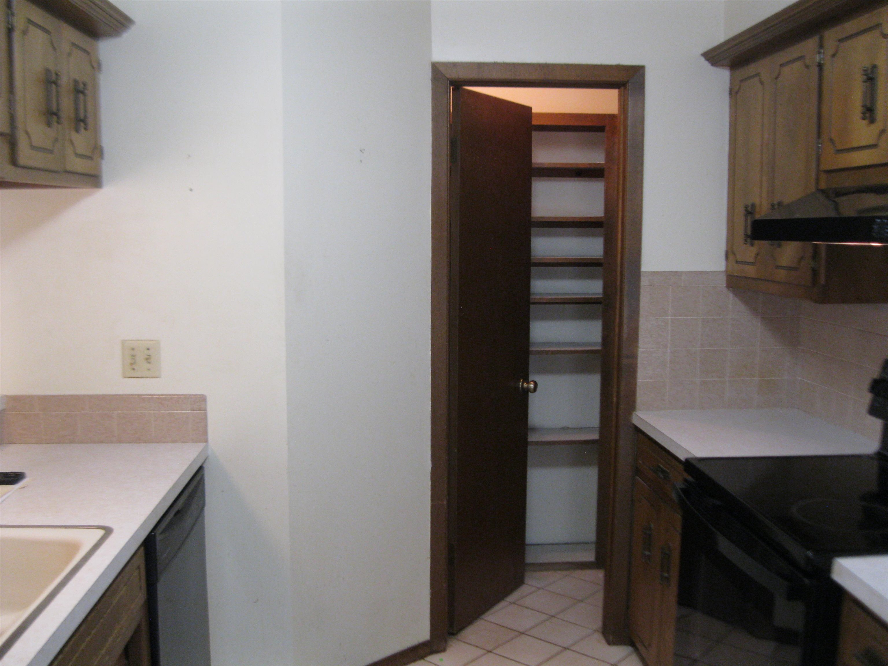 1820 S Griffith Property Photo 10
