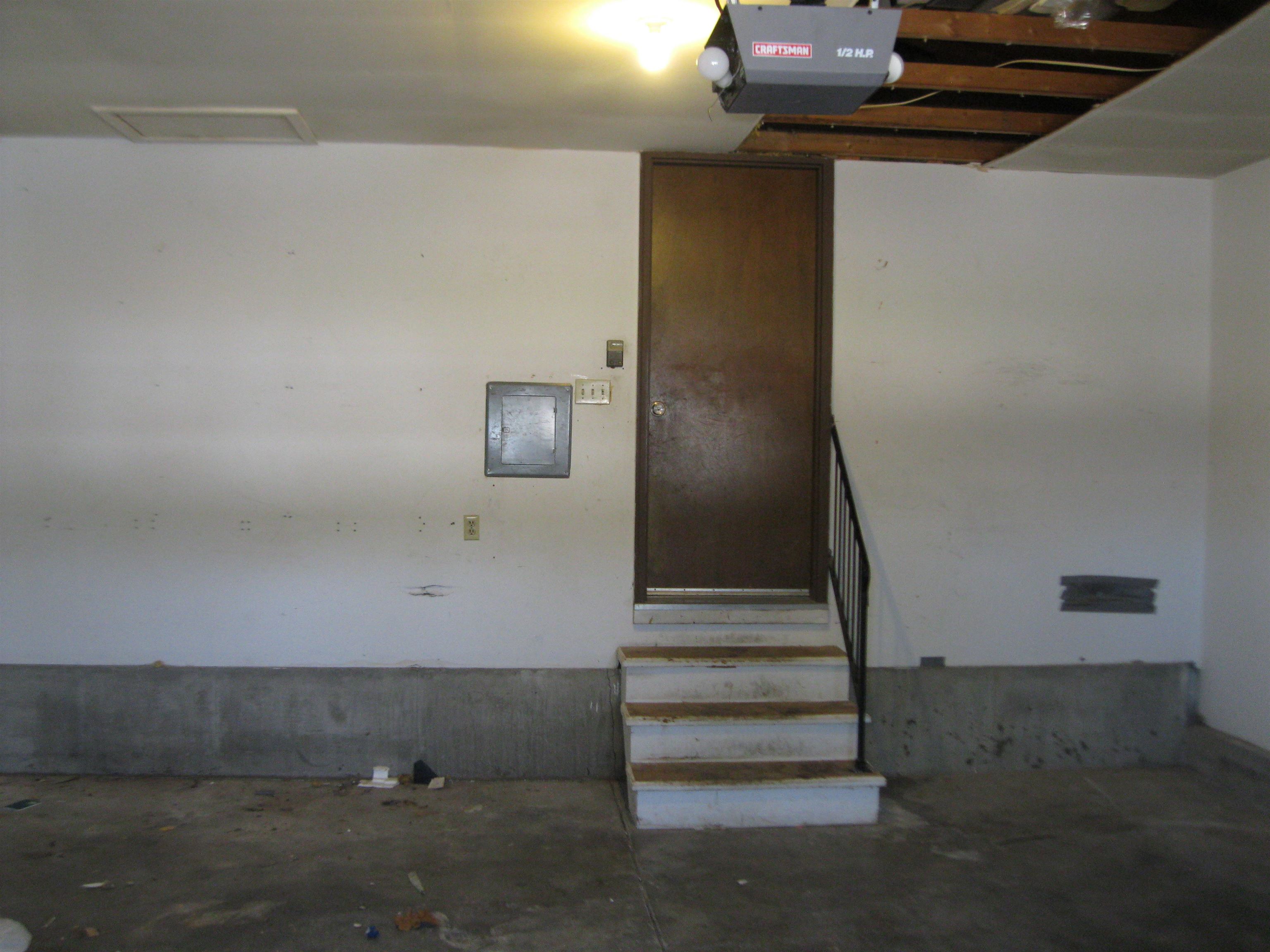 1820 S Griffith Property Photo 16