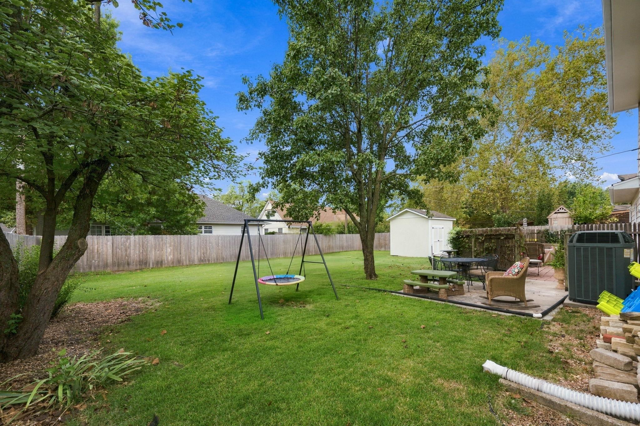 7005 E Magill Property Photo 33