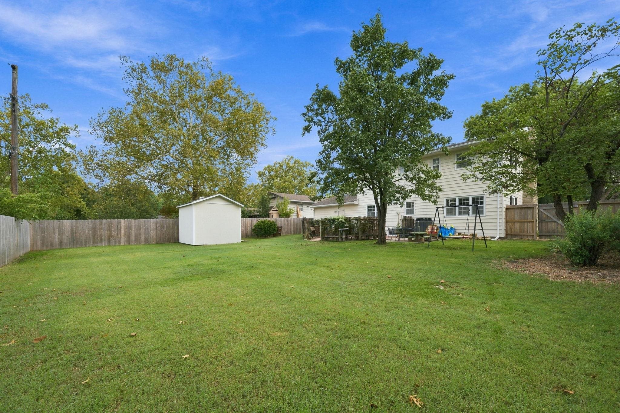 7005 E Magill Property Photo 35