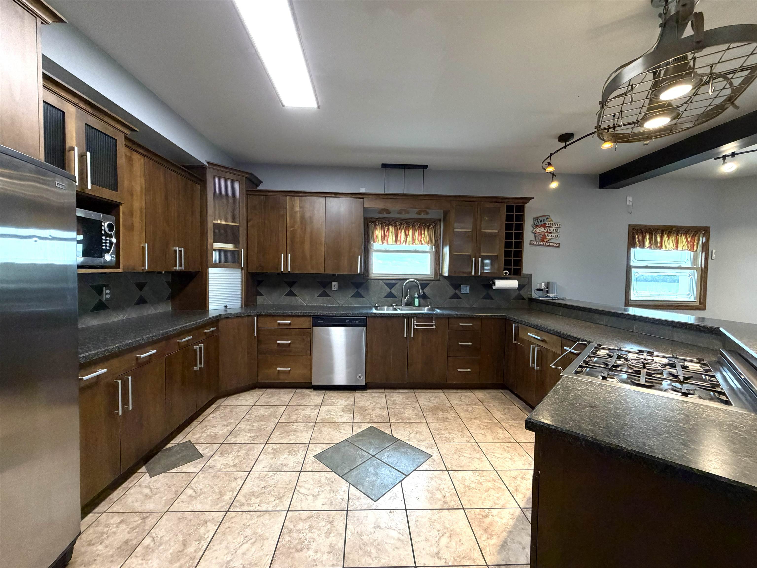 6701 W State Street Property Photo 10