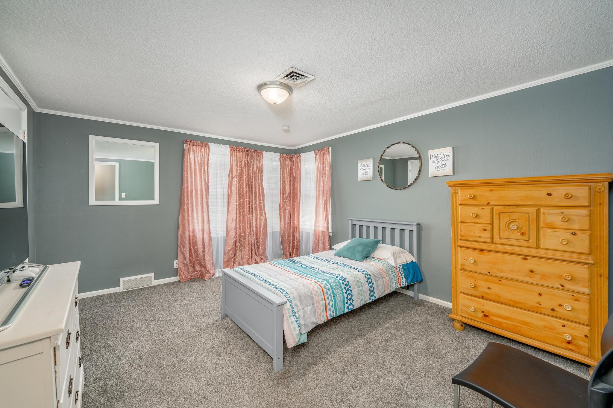 3412 E Elmwood Dr. Property Photo 26