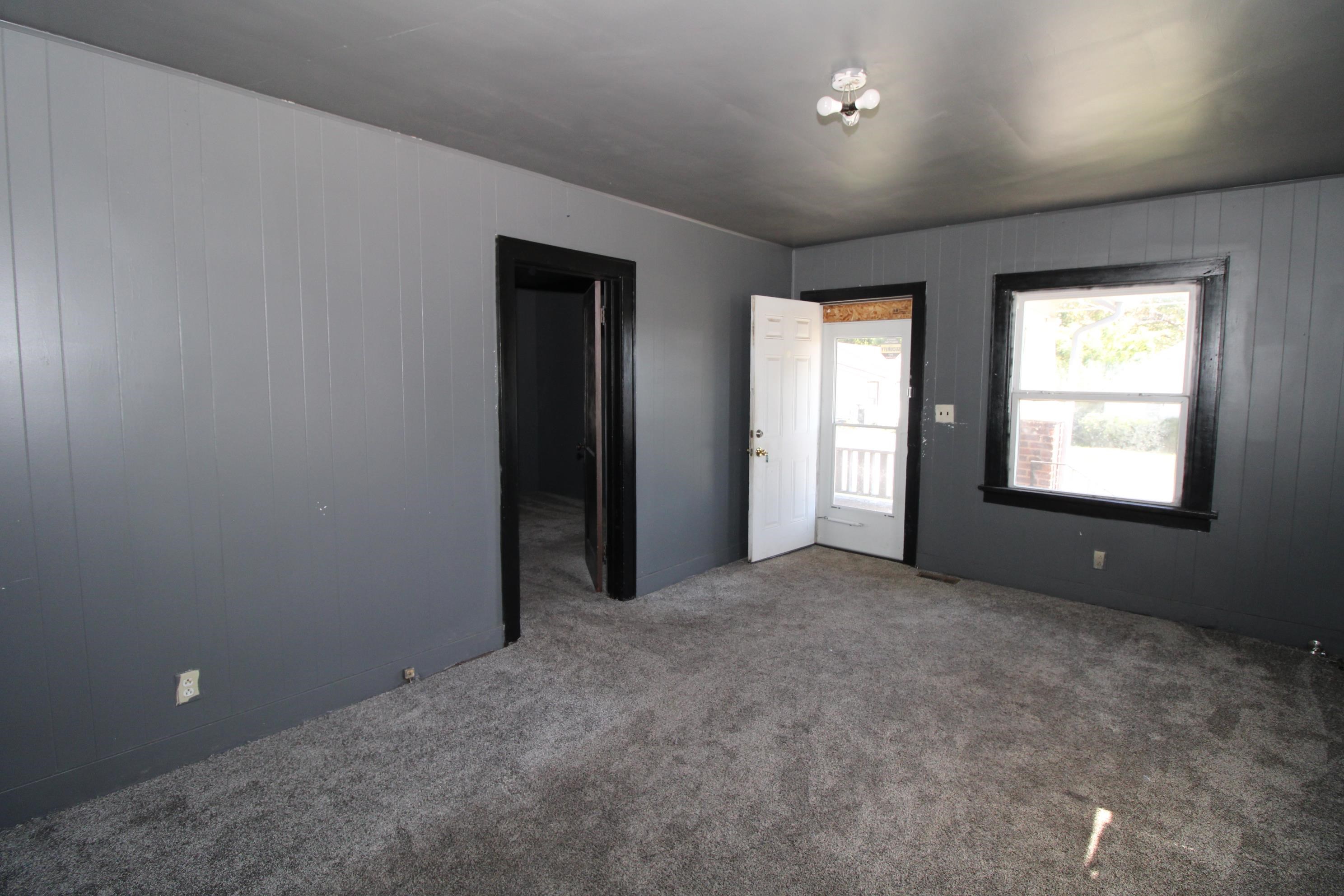 113 N Orchard St Property Photo 3