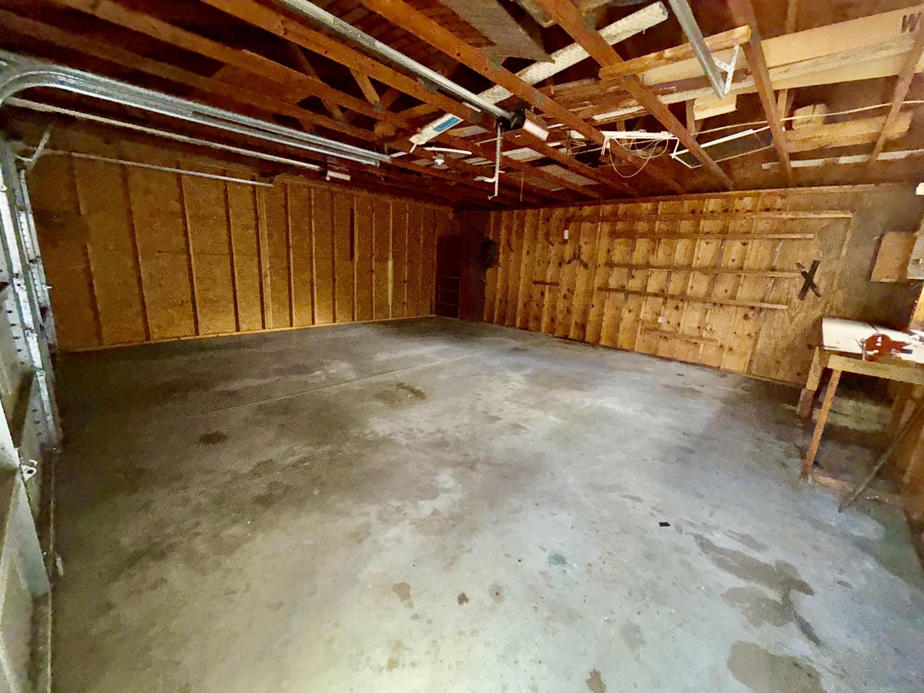 2218 S Water St Property Photo 5