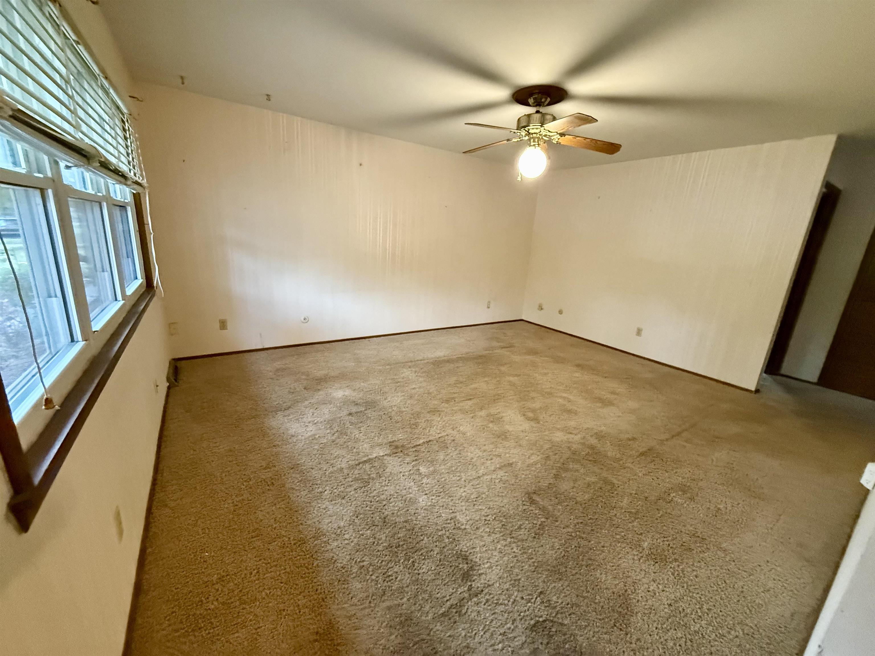 2218 S Water St Property Photo 20