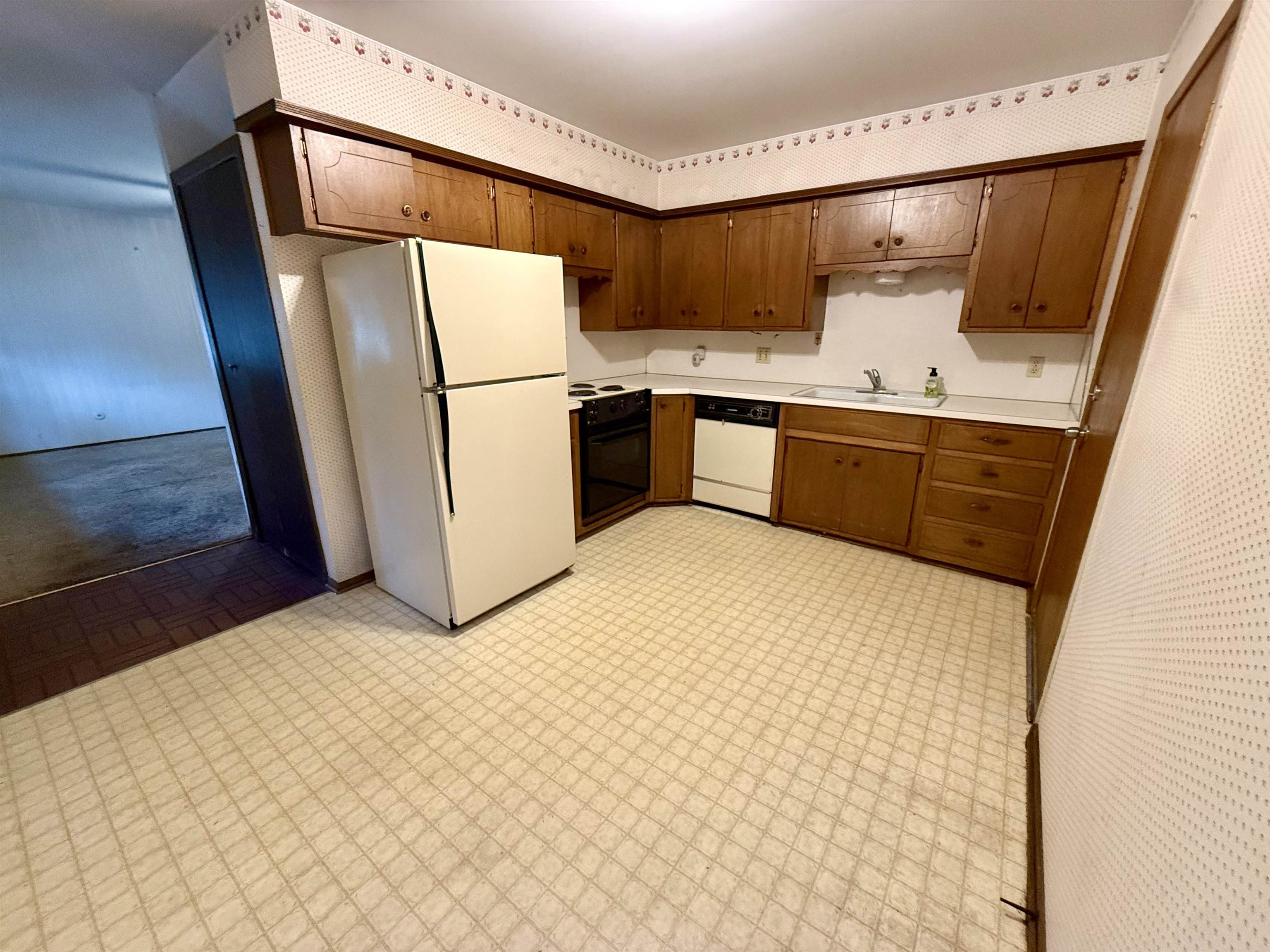 2218 S Water St Property Photo 21