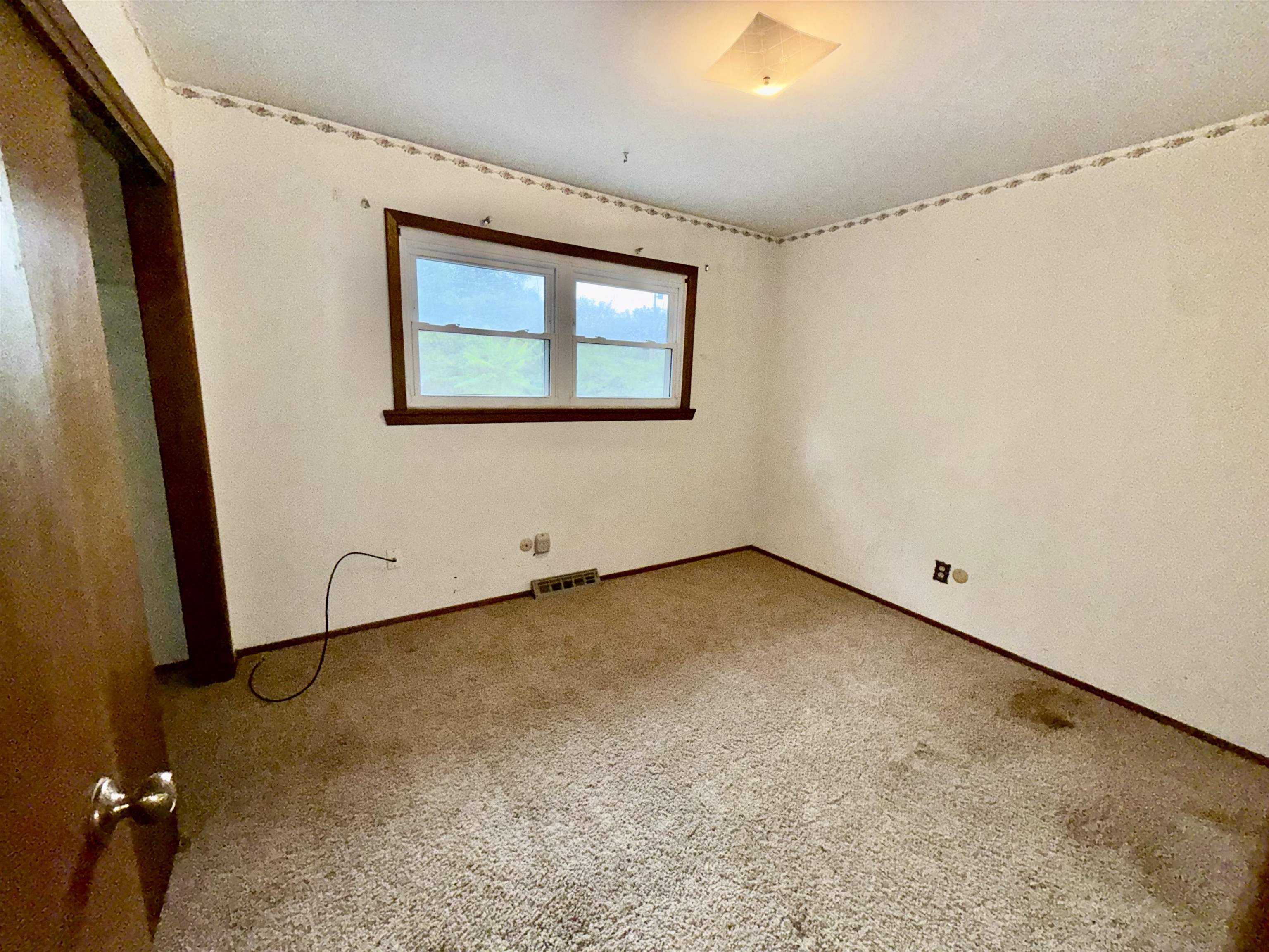 2218 S Water St Property Photo 26