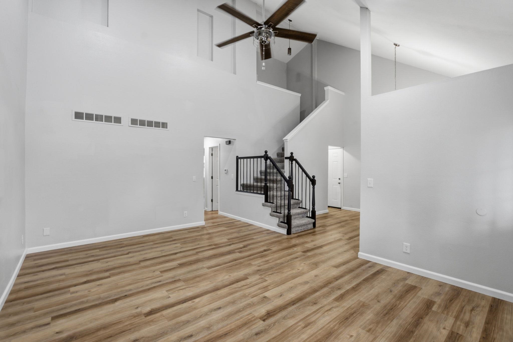 6403 N Wendell St Property Photo 5