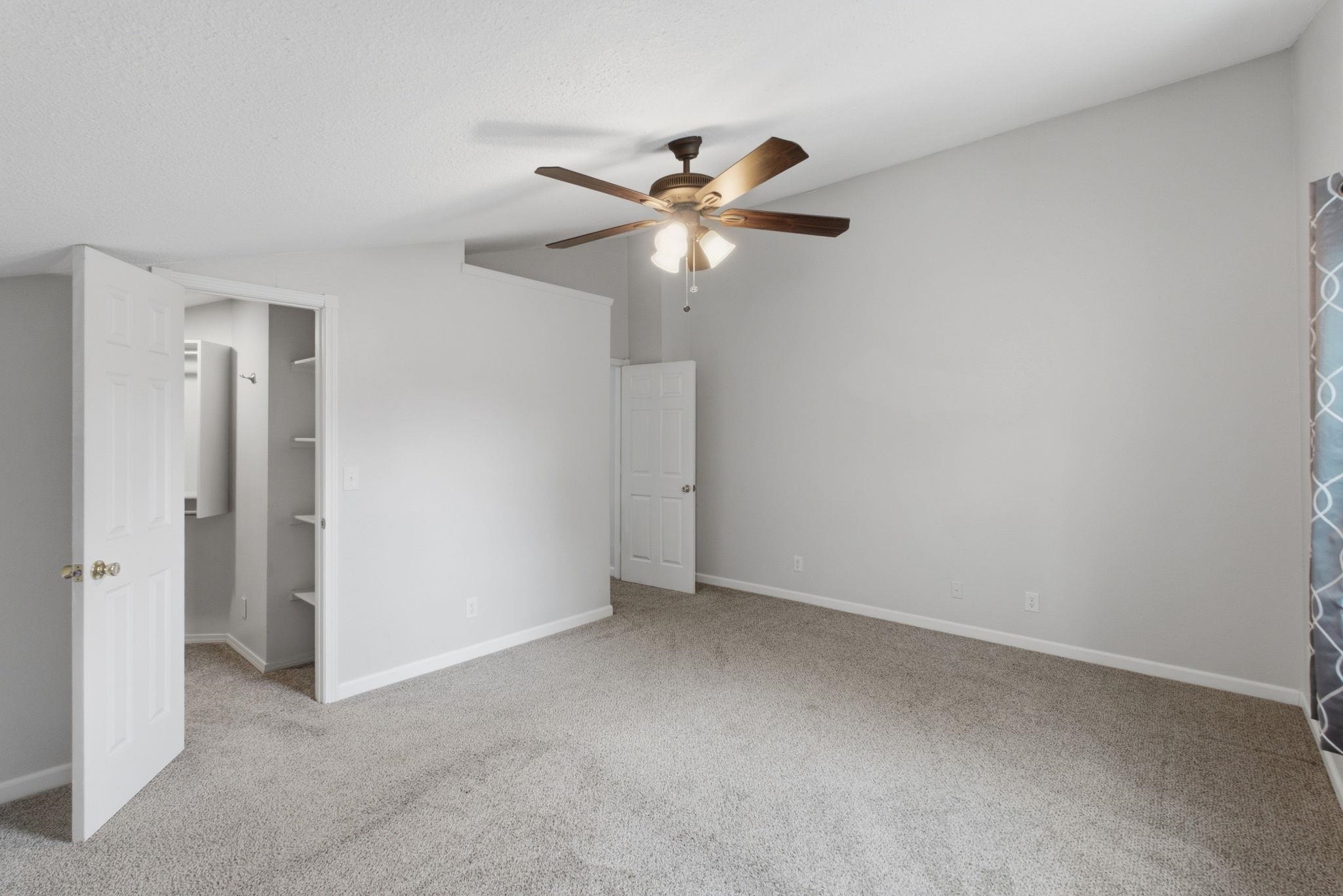 6403 N Wendell St Property Photo 17