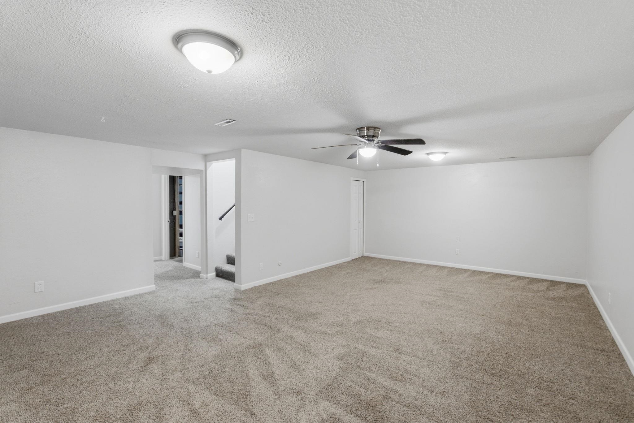 6403 N Wendell St Property Photo 23