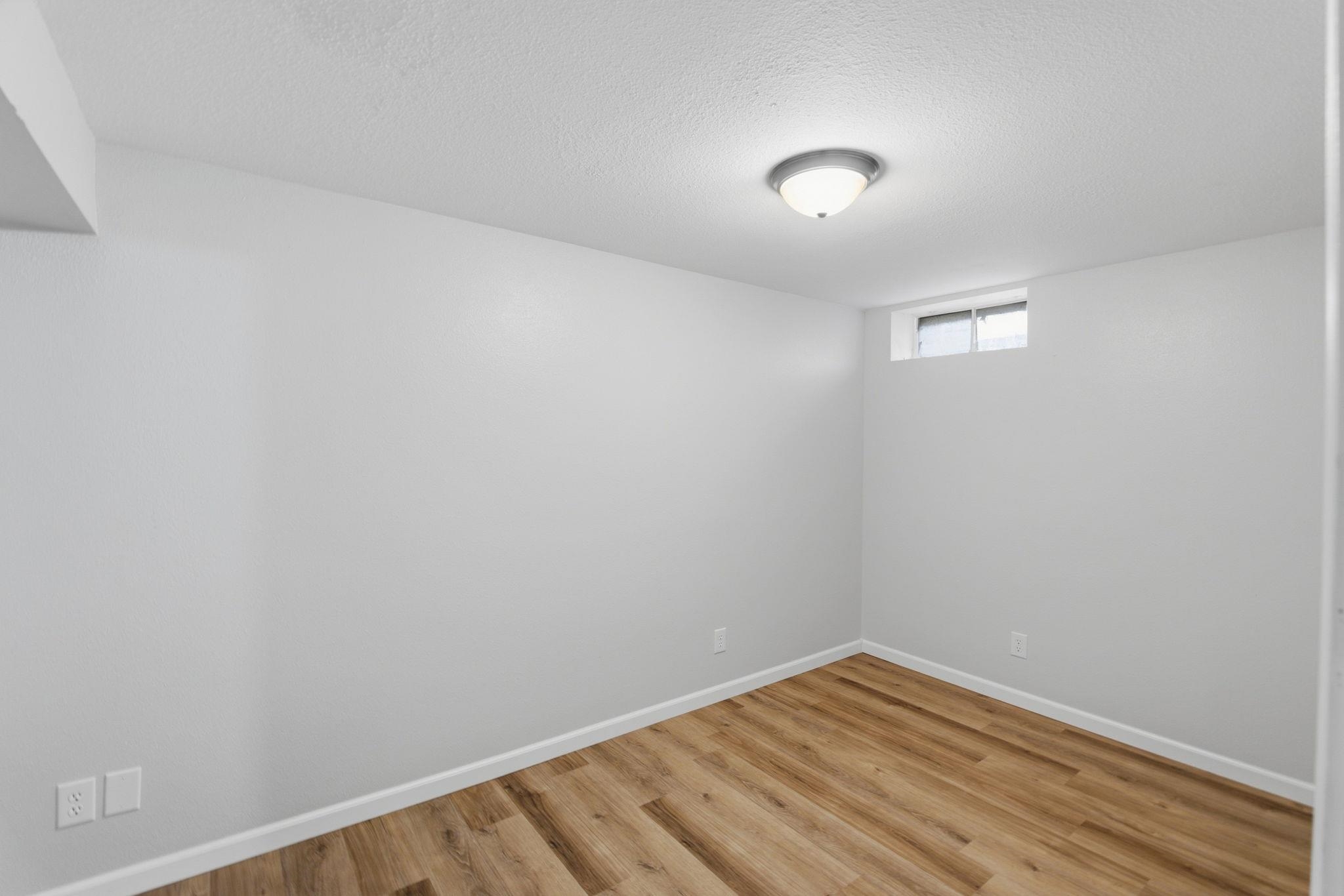 6403 N Wendell St Property Photo 25