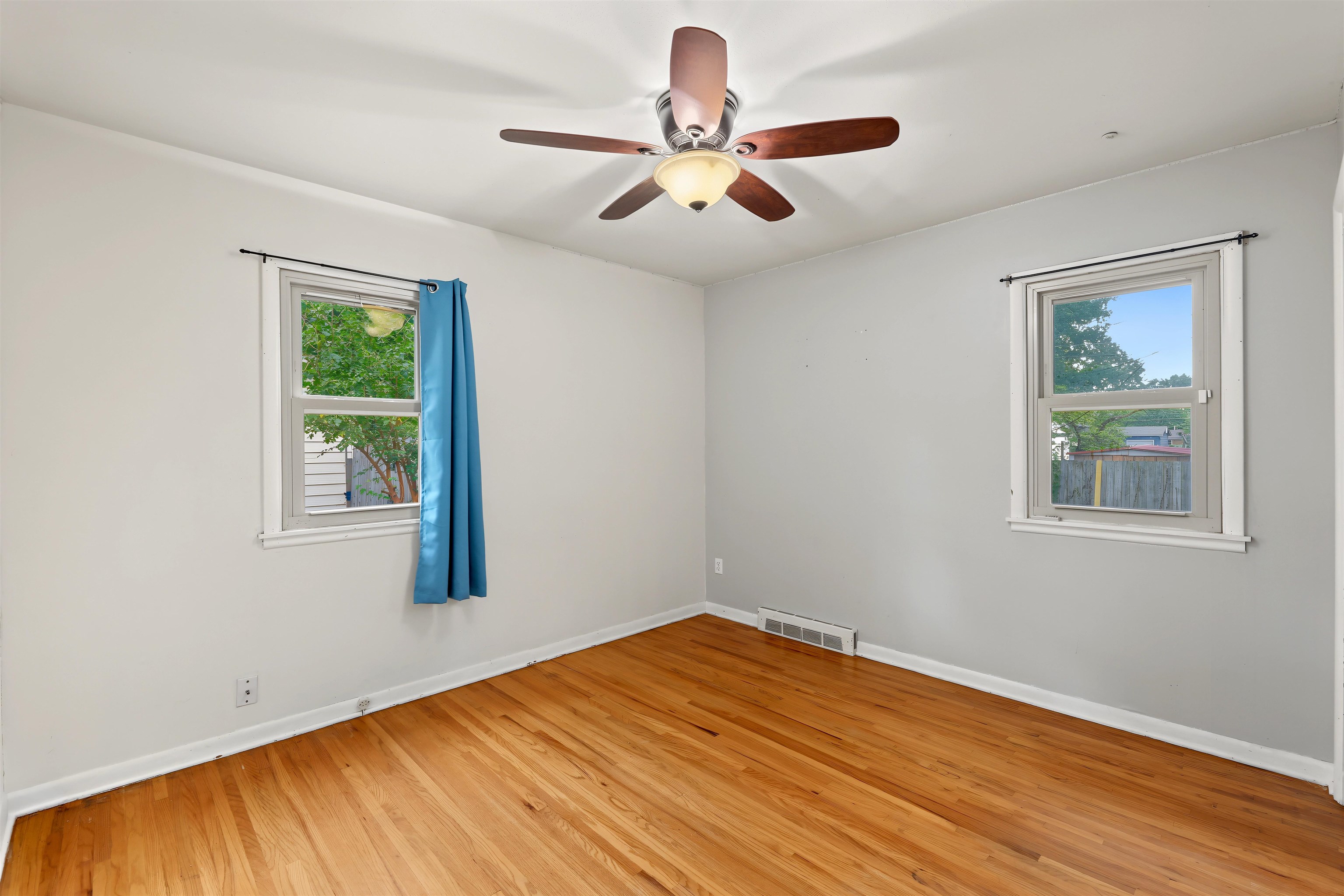 560 S Circle Dr Property Photo 15