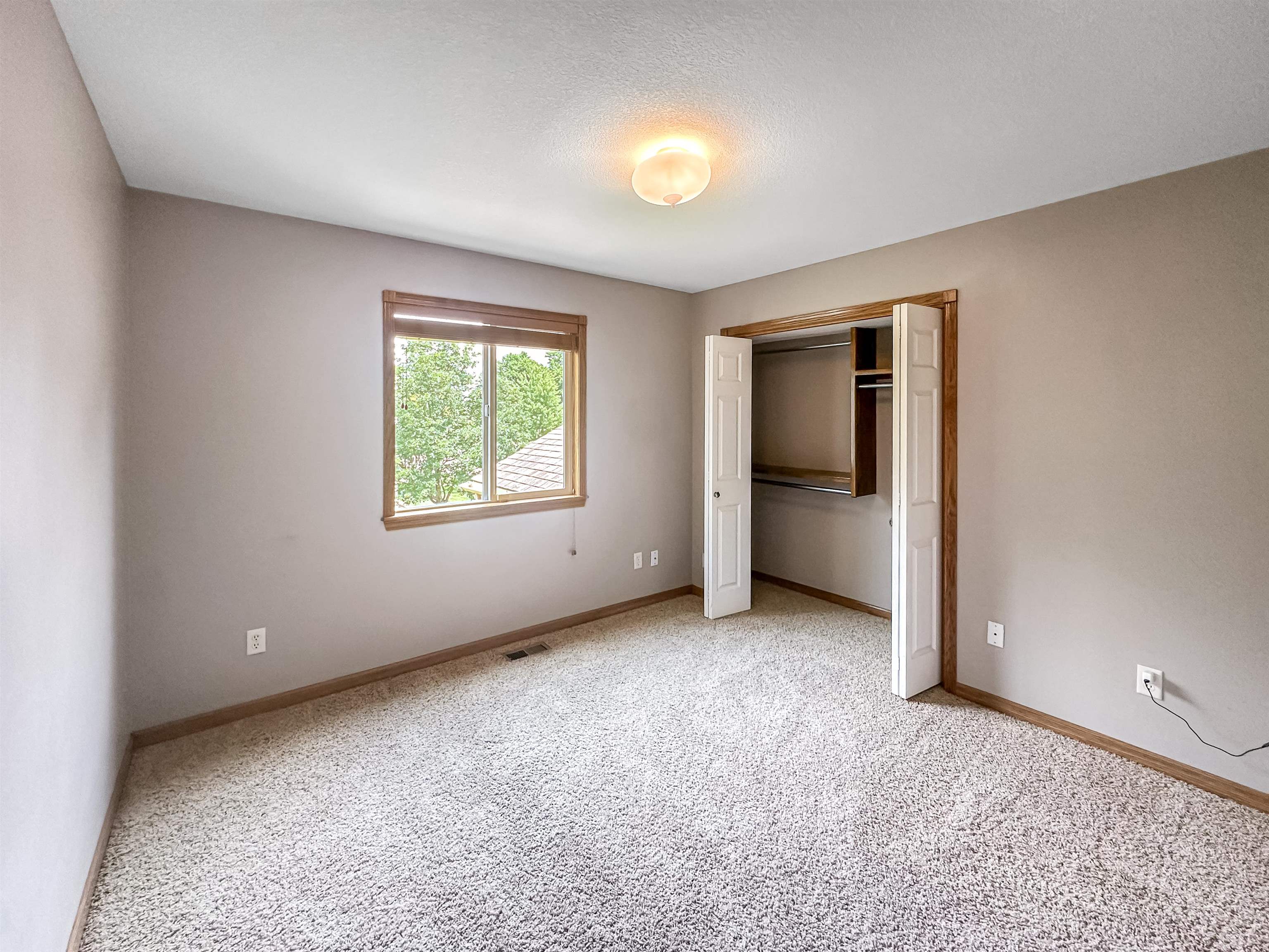 1203 S Park Hill Property Photo 9