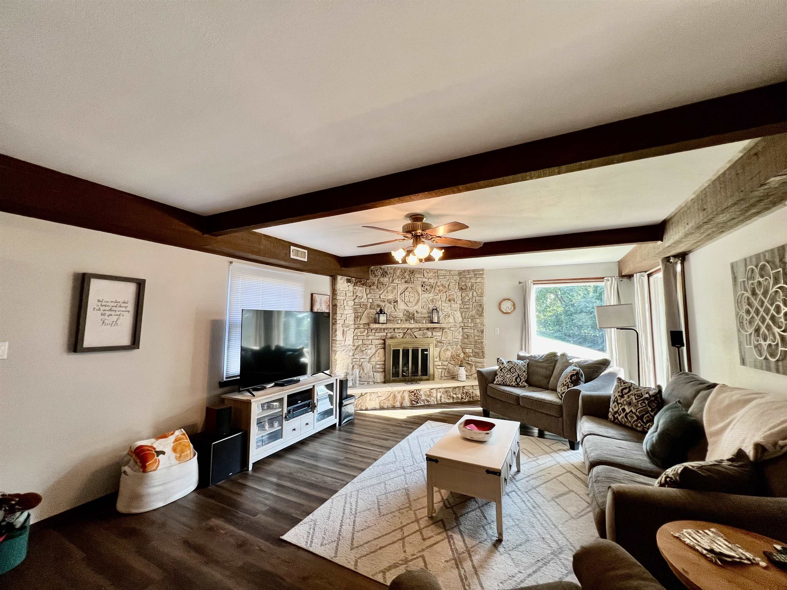 1402 E Madison Property Photo 5