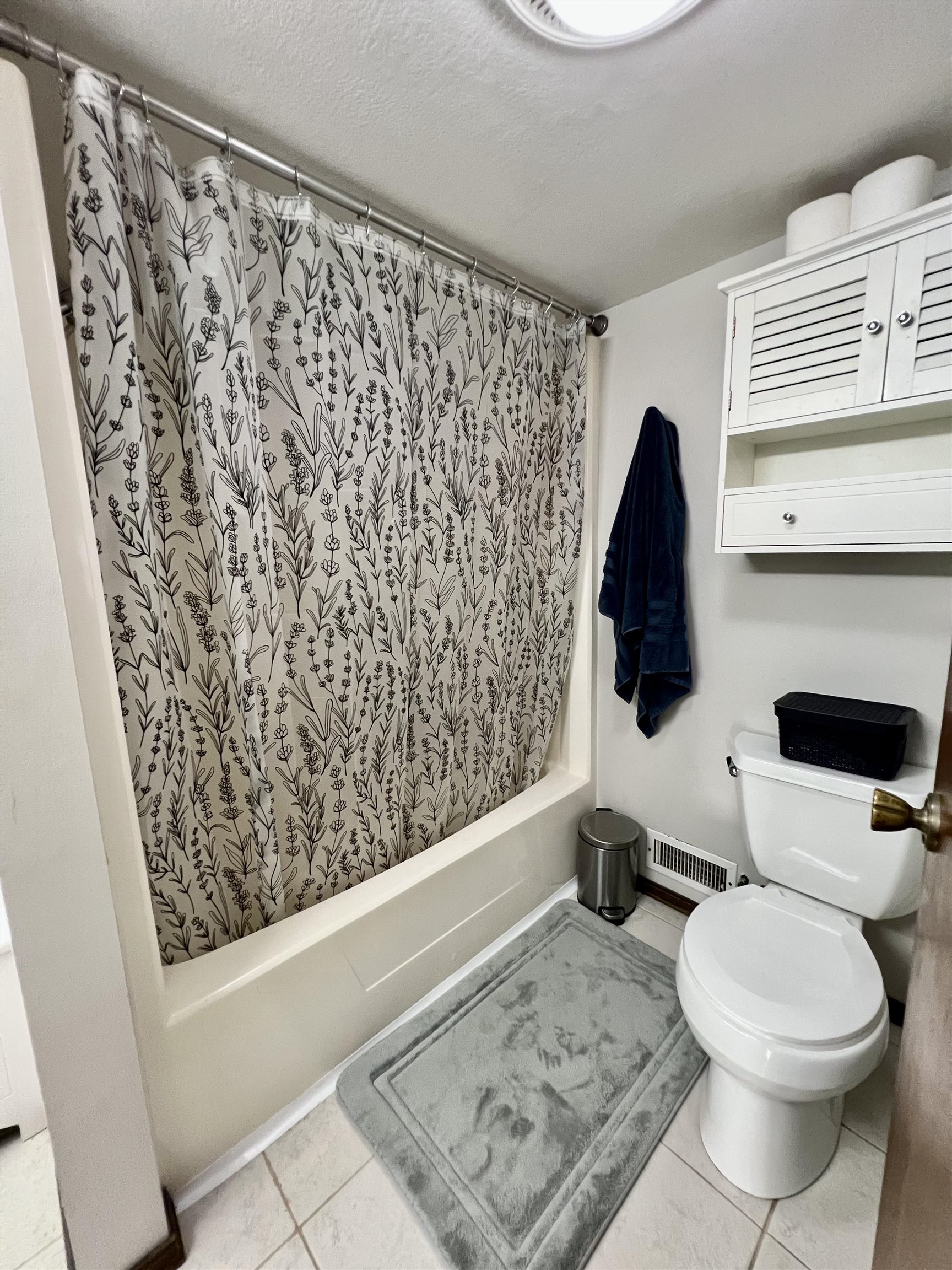1402 E Madison Property Photo 14
