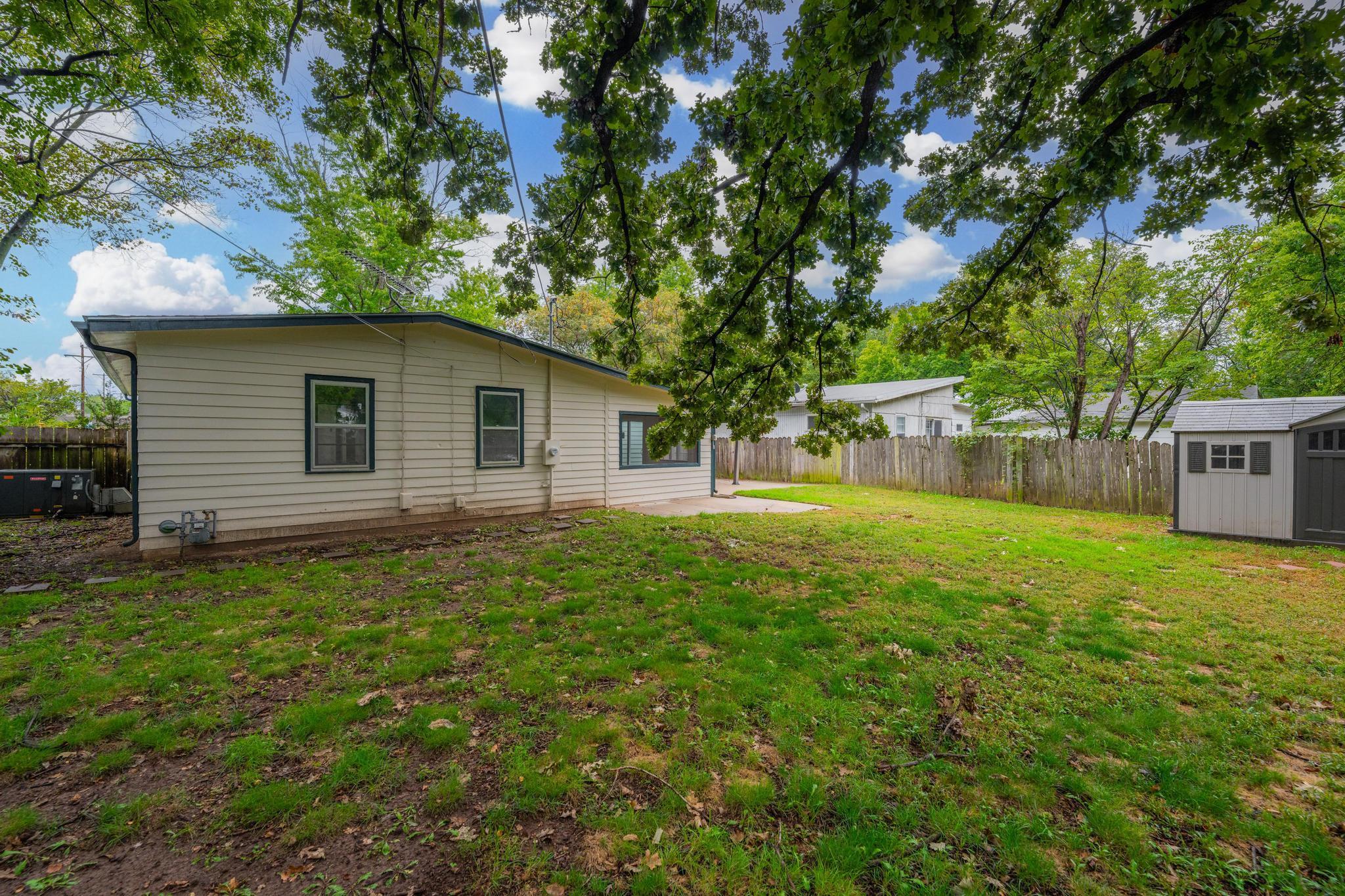 461 S Westview Dr Property Photo 30