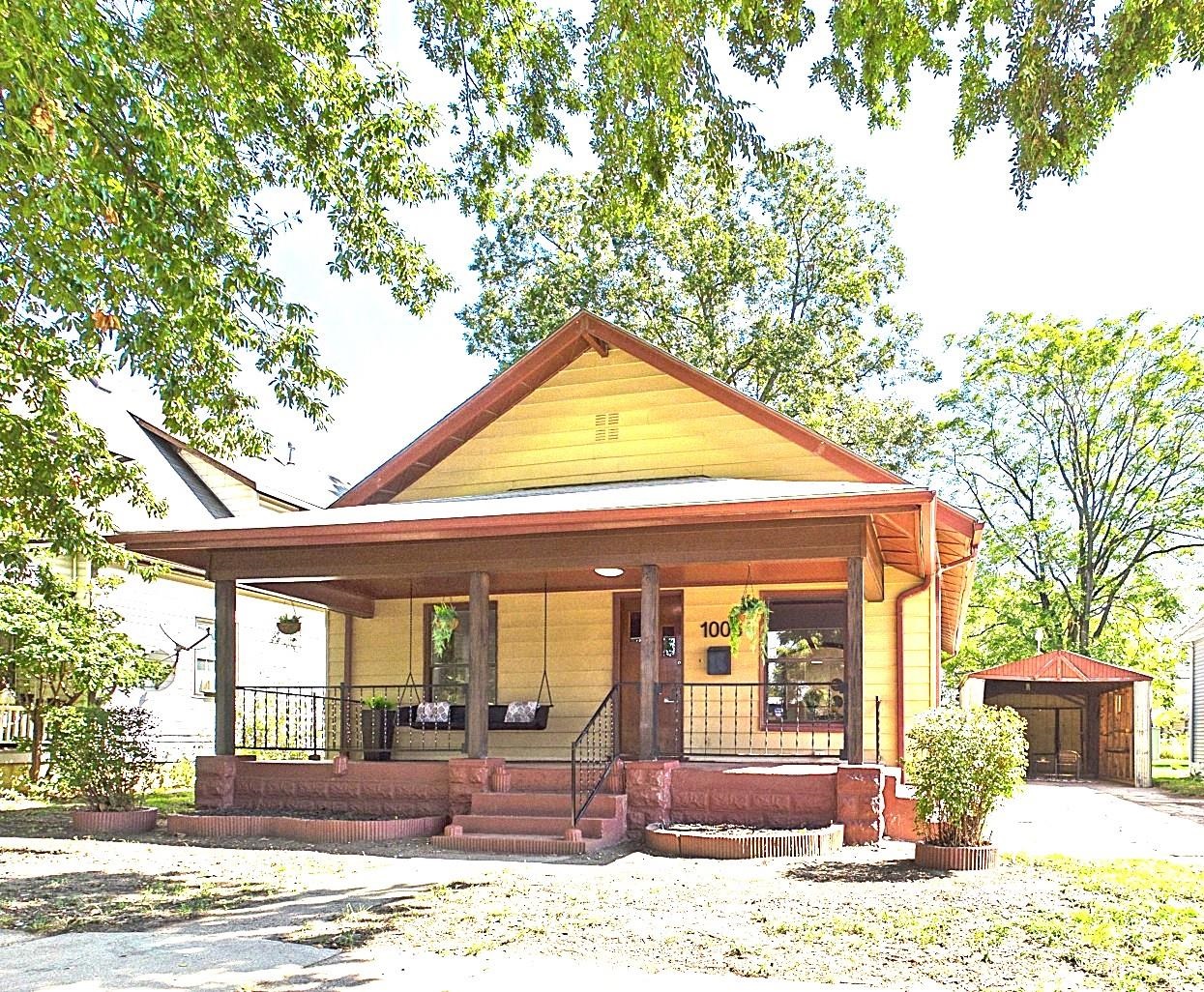 1006 S Emporia Property Photo 1