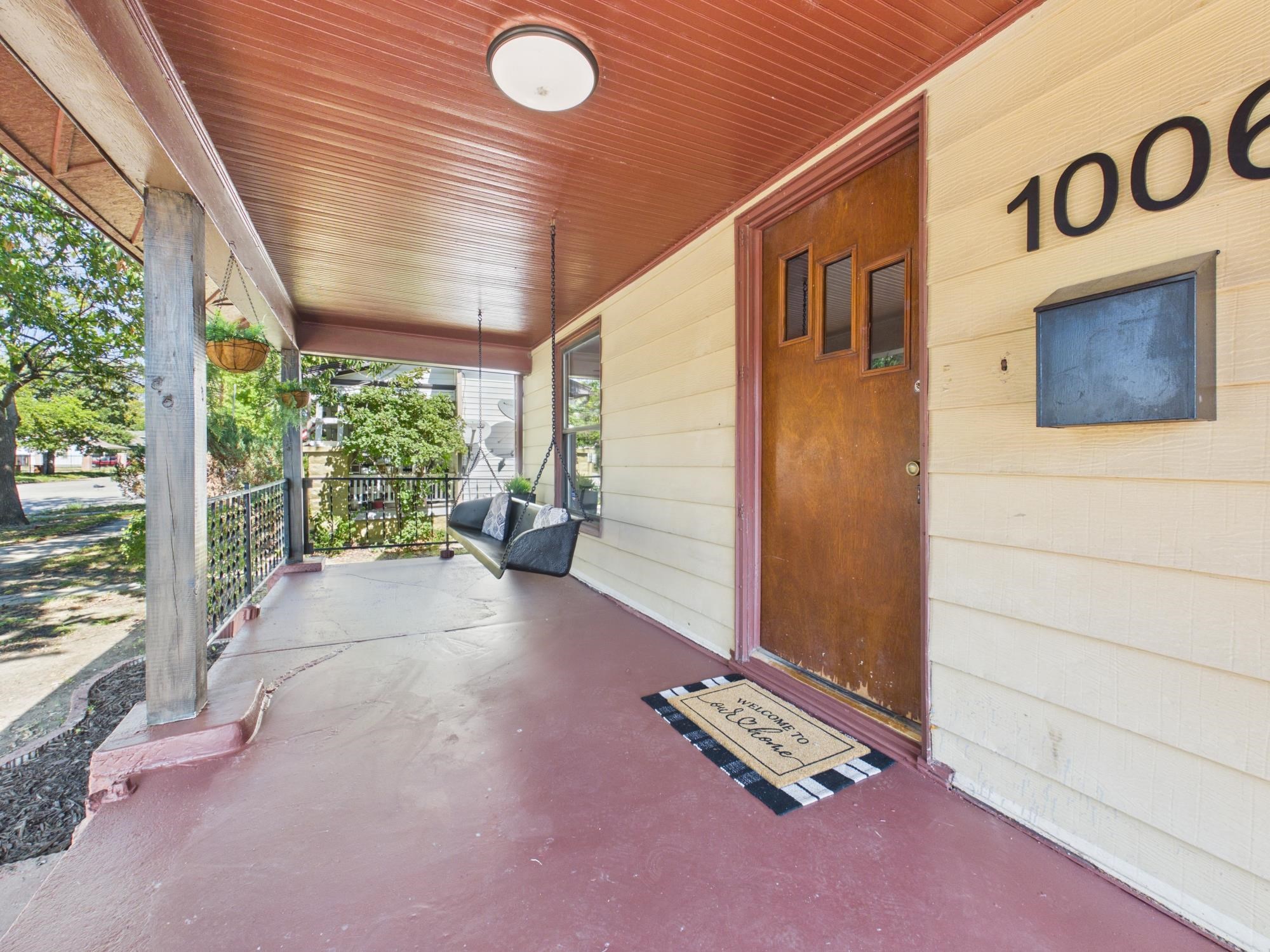 1006 S Emporia Property Photo 3