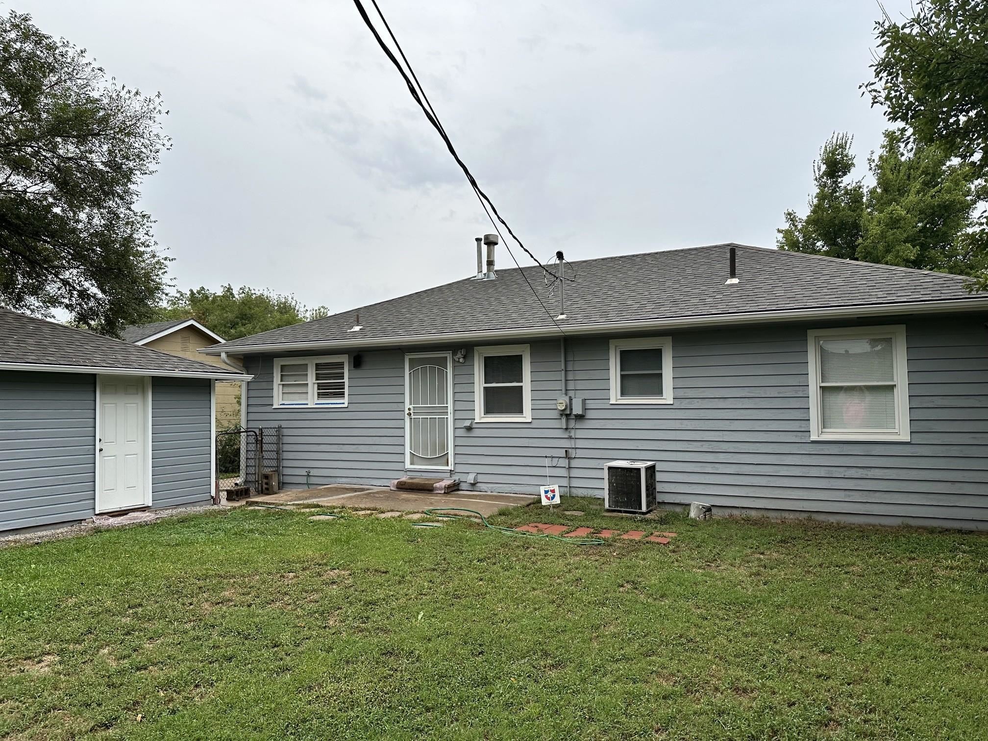 1842 N Estelle Property Photo 5