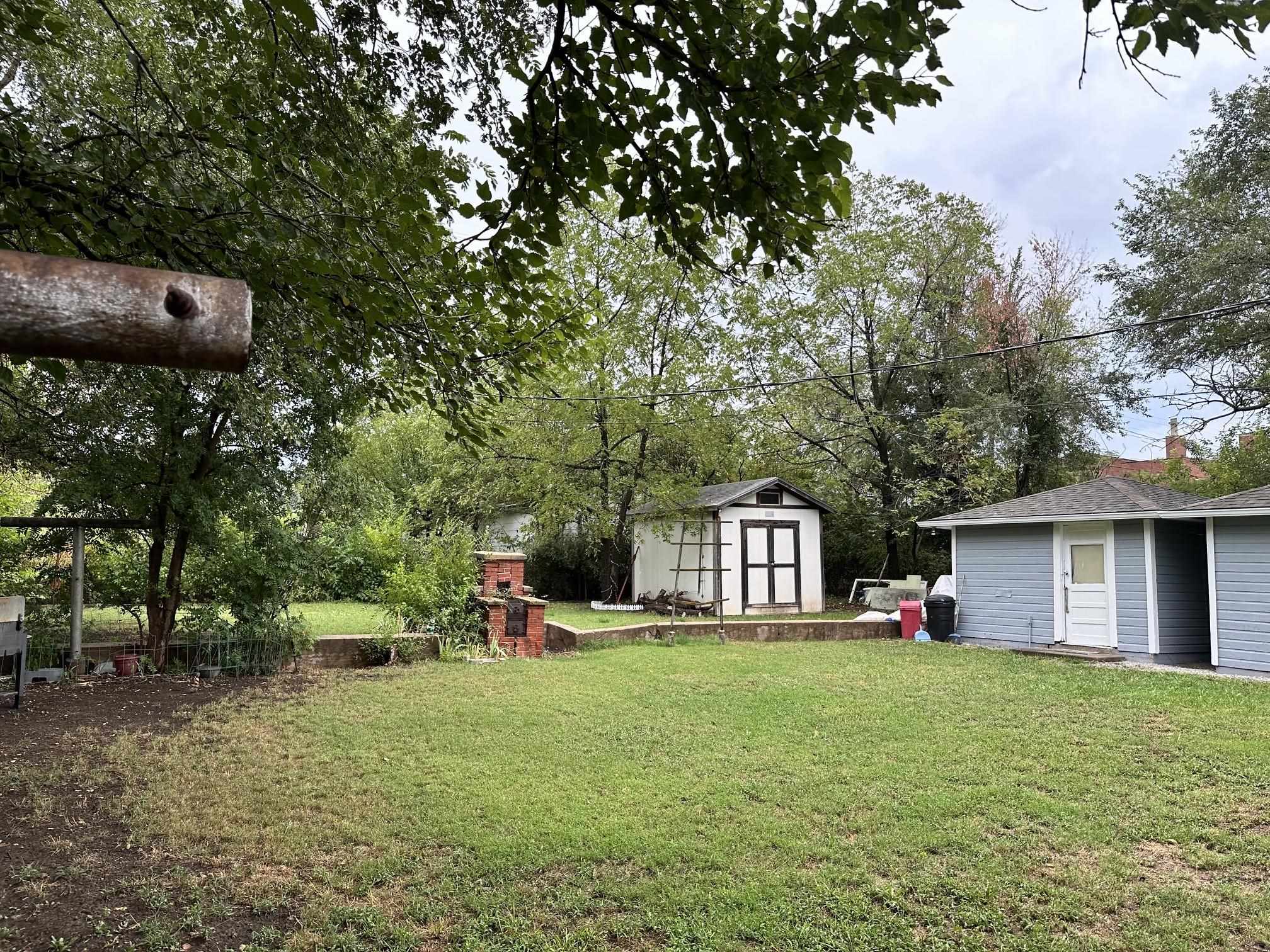 1842 N Estelle Property Photo 27